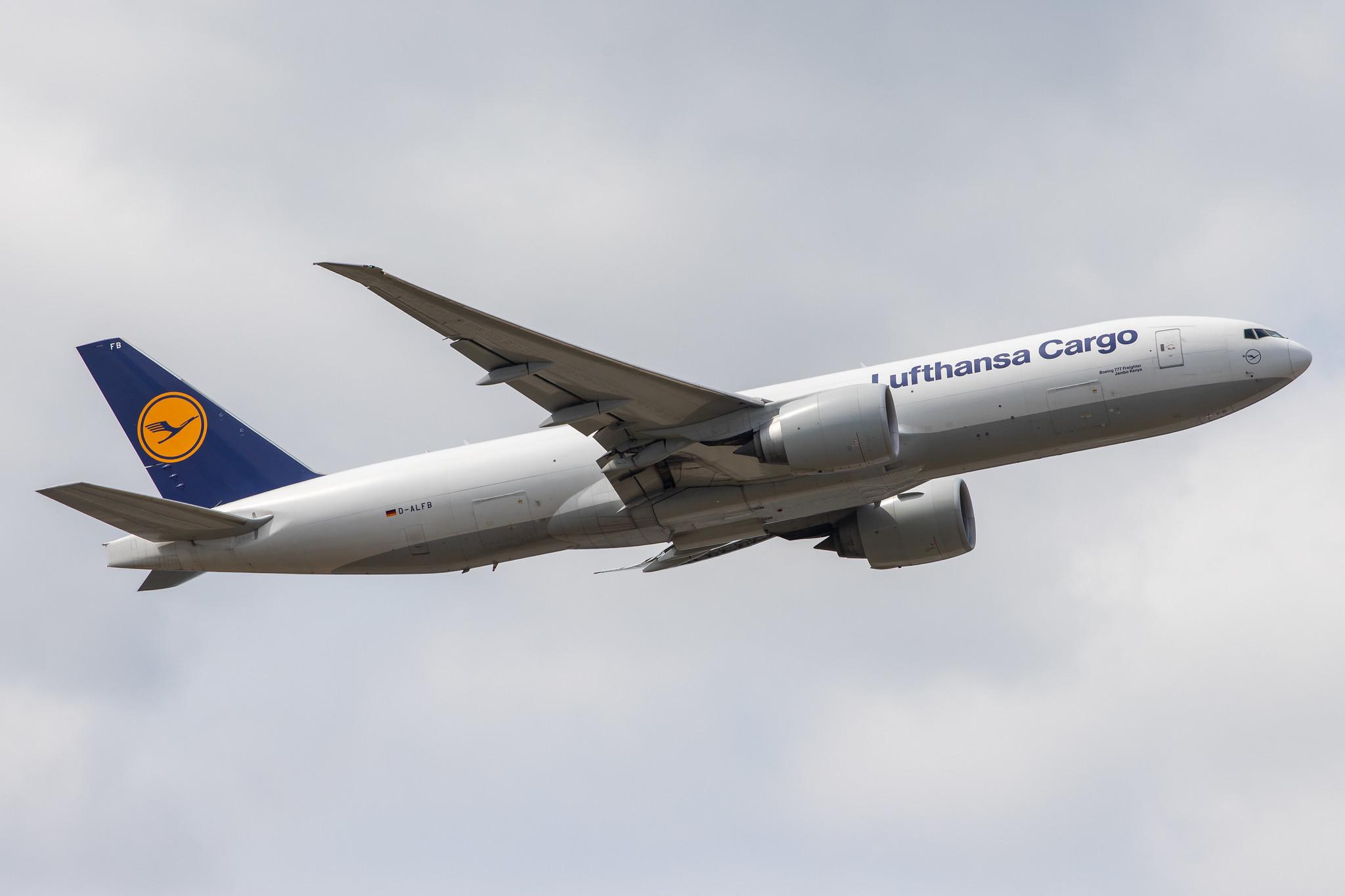Frankfurt Airport: Lufthansa Cargo (/ GEC) |  Boeing 777-FBT B77L | D-ALFB | MSN 41675