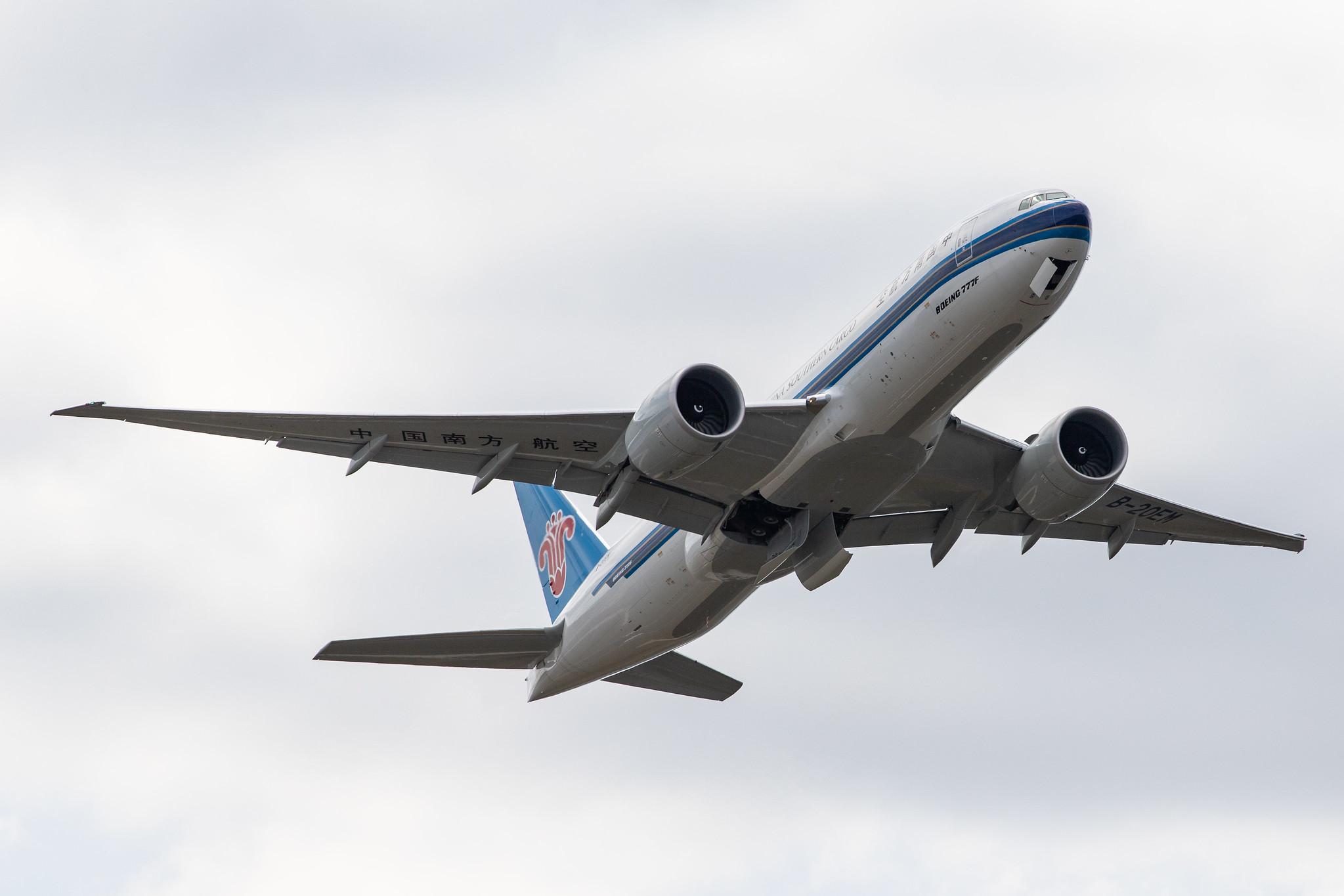 Frankfurt Airport: China Southern Airlines (CZ / CSN) |  Boeing 777-F B77L | B-20EM | MSN 65421