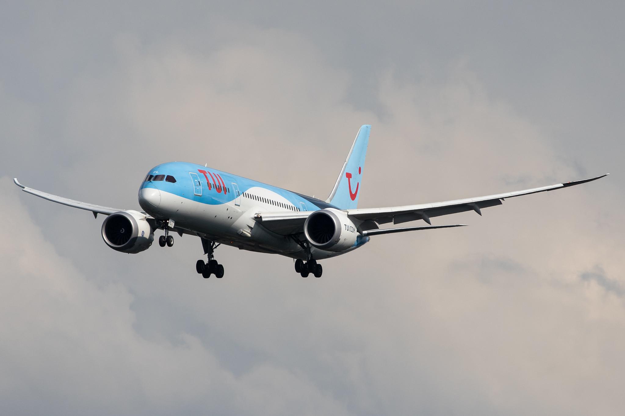 Hamburg Airport: TUI (X3 / TUI) | Operator: TUI fly Netherlands |  Boeing 787-8 Dreamliner B788 | PH-TFL | MSN 37228