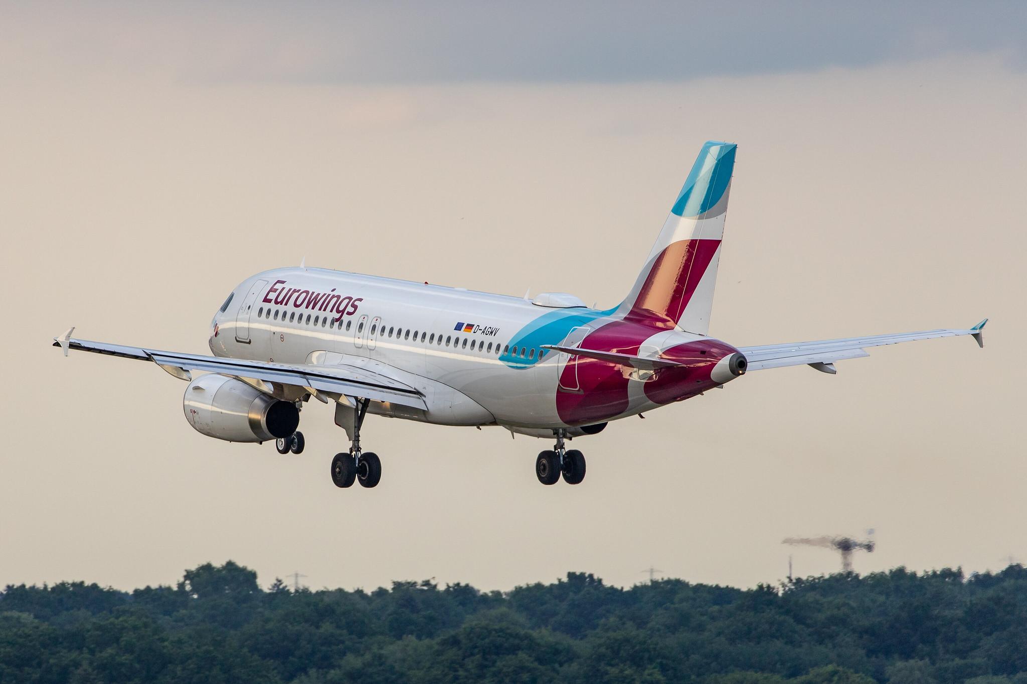 Hamburg Airport: Eurowings (EW / EWG) |  Airbus A319-132 A319 | D-AGWV | MSN 5467