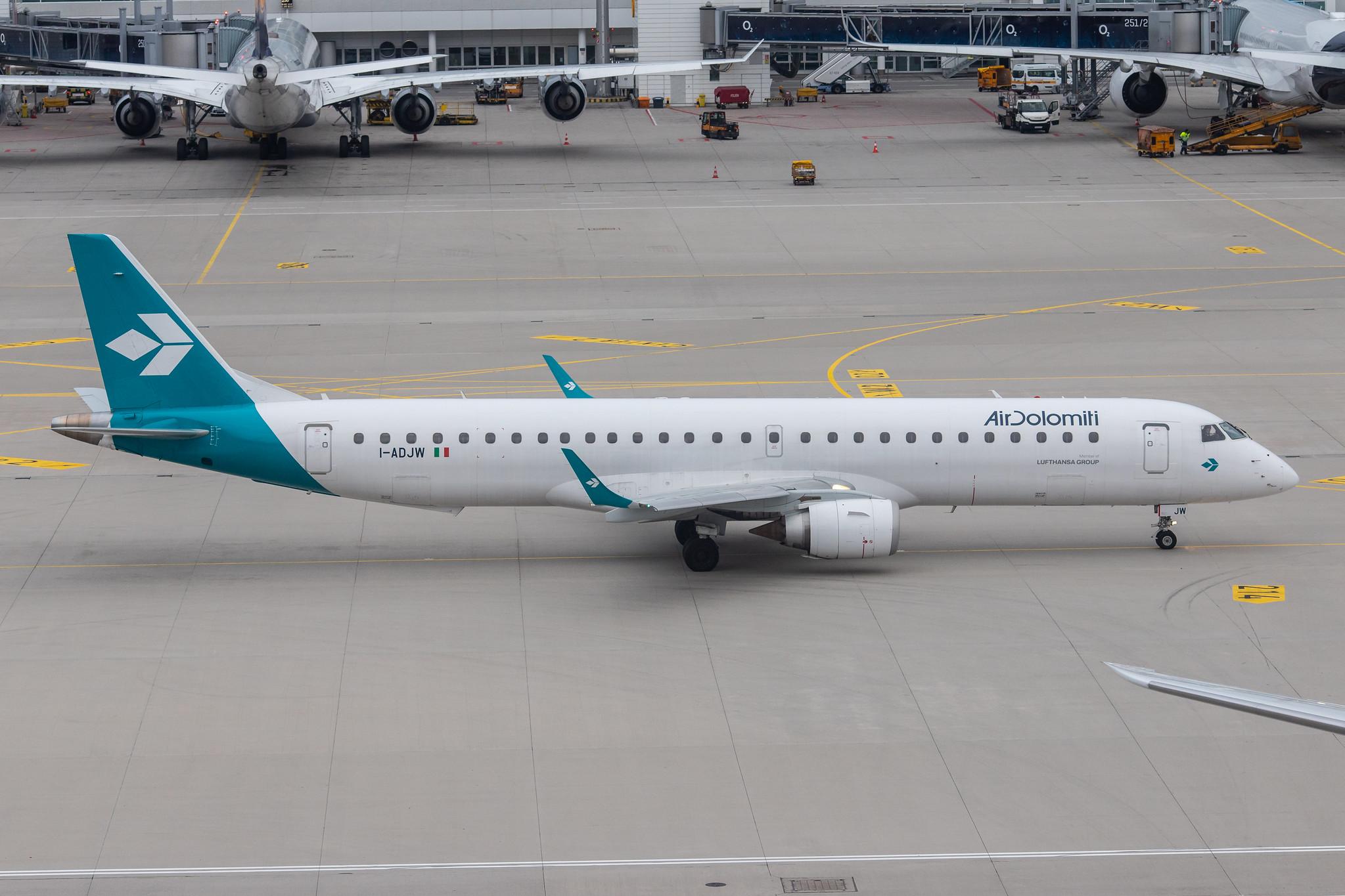 Munich Airport: Air Dolomiti (EN / DLA) |  Embraer E195LR E195 | I-ADJW | MSN 19000297