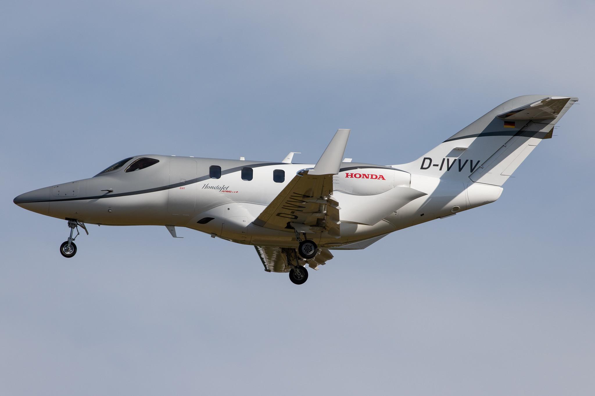 Hamburg Airport: Private owner |  Honda HA-420 HondaJet HDJT | D-IVVV | MSN 42000060
