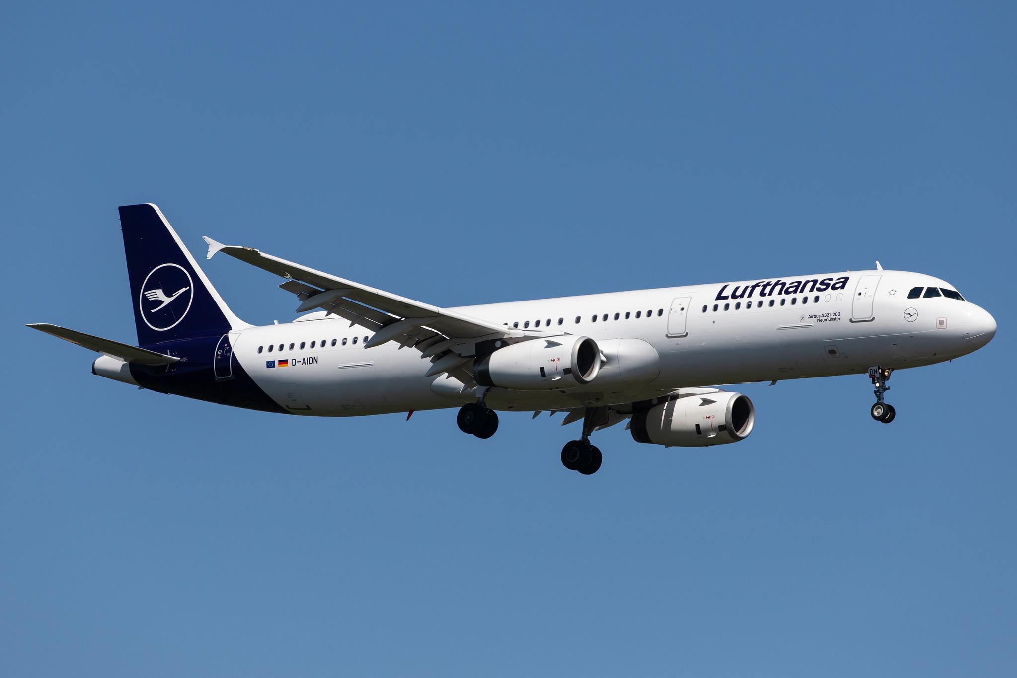 Frankfurt Airport: Lufthansa (LH / DLH) |  Airbus A321-231 A321 | D-AIDN | MSN 4976