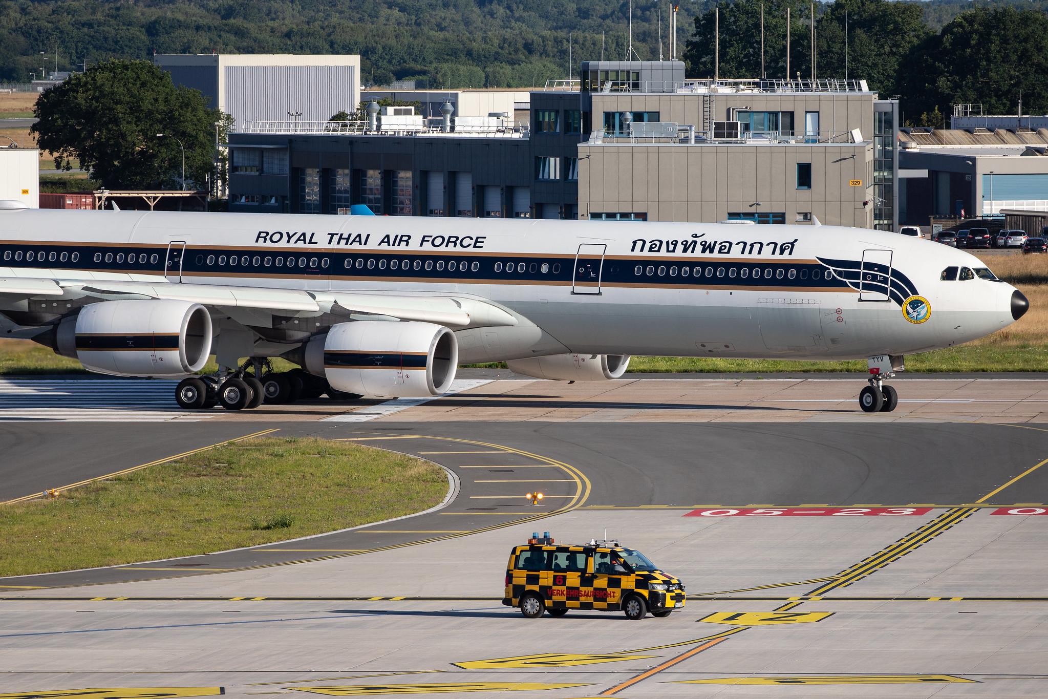 Hamburg Airport: Royal Thai Air Force |  Airbus A340-541 A345 | HS-TYV | MSN 0698