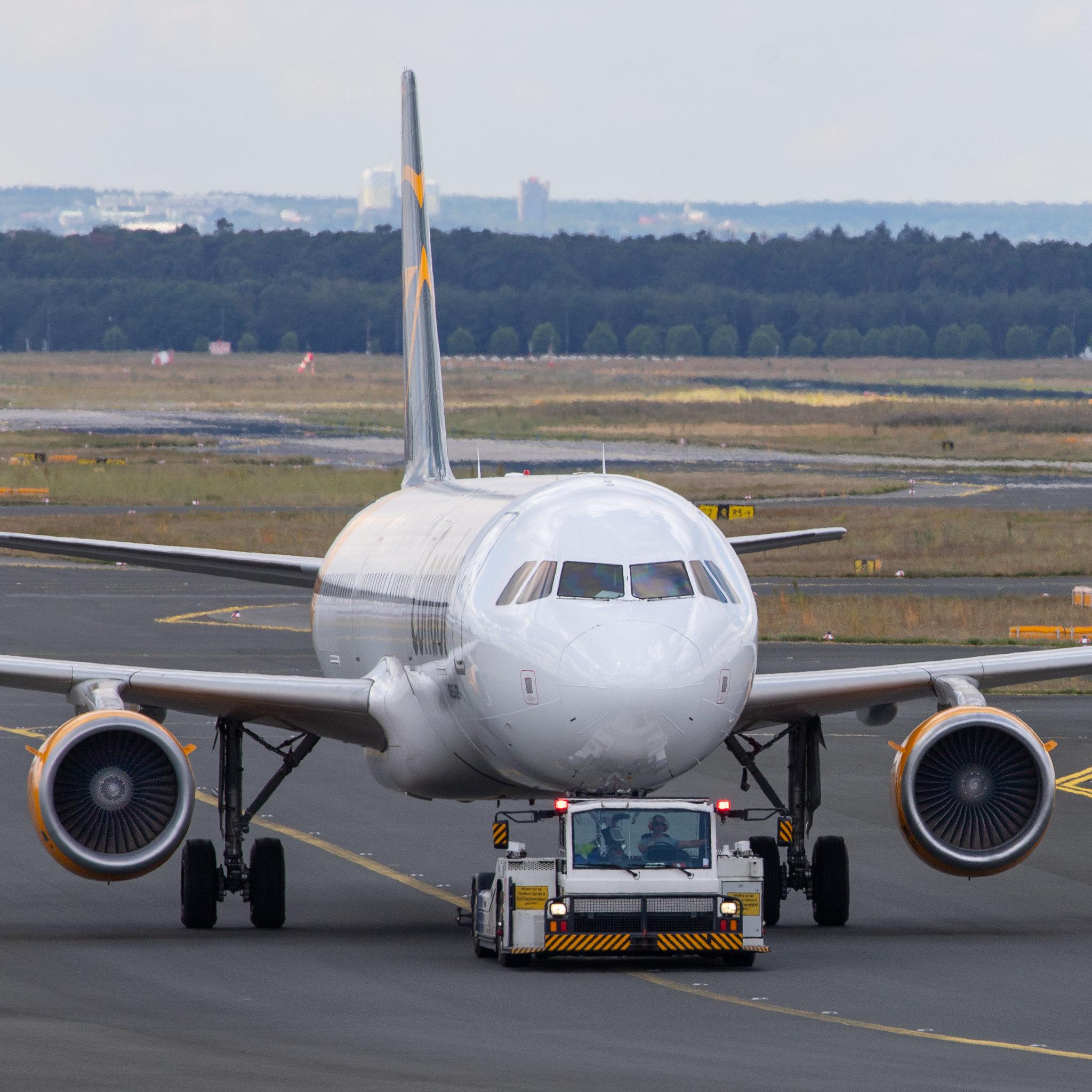 Frankfurt Airport: Condor (DE / CFG) |  Airbus A321-211 A321 | D-AIAC | MSN 5969