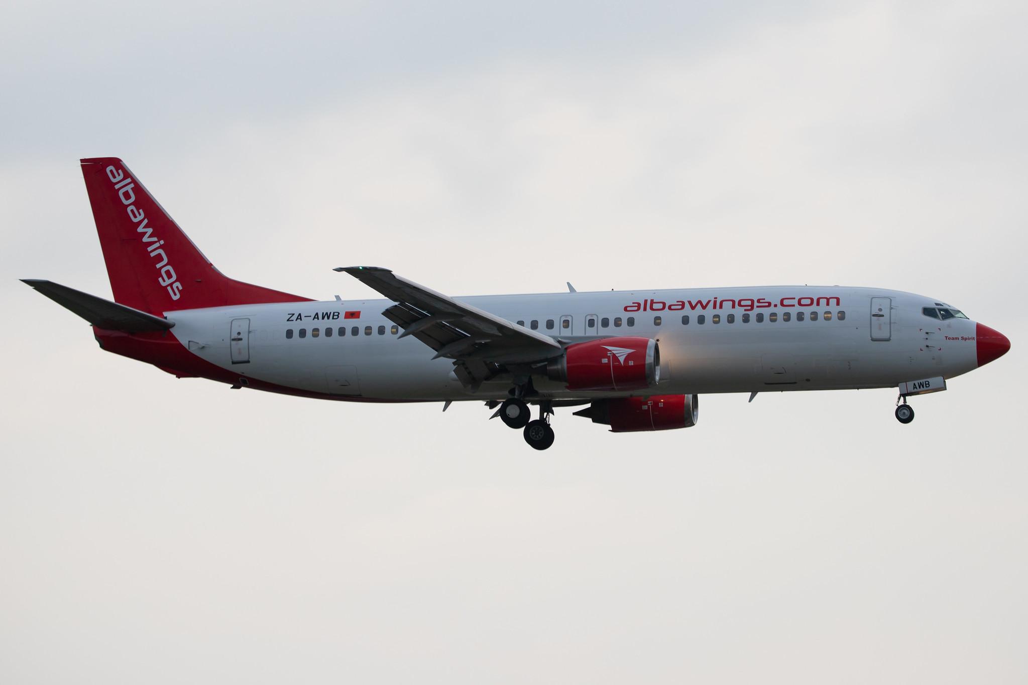 Hamburg Airport: Albawings (2B / AWT) |  Boeing 737-408 B734 | ZA-AWB | MSN 24352