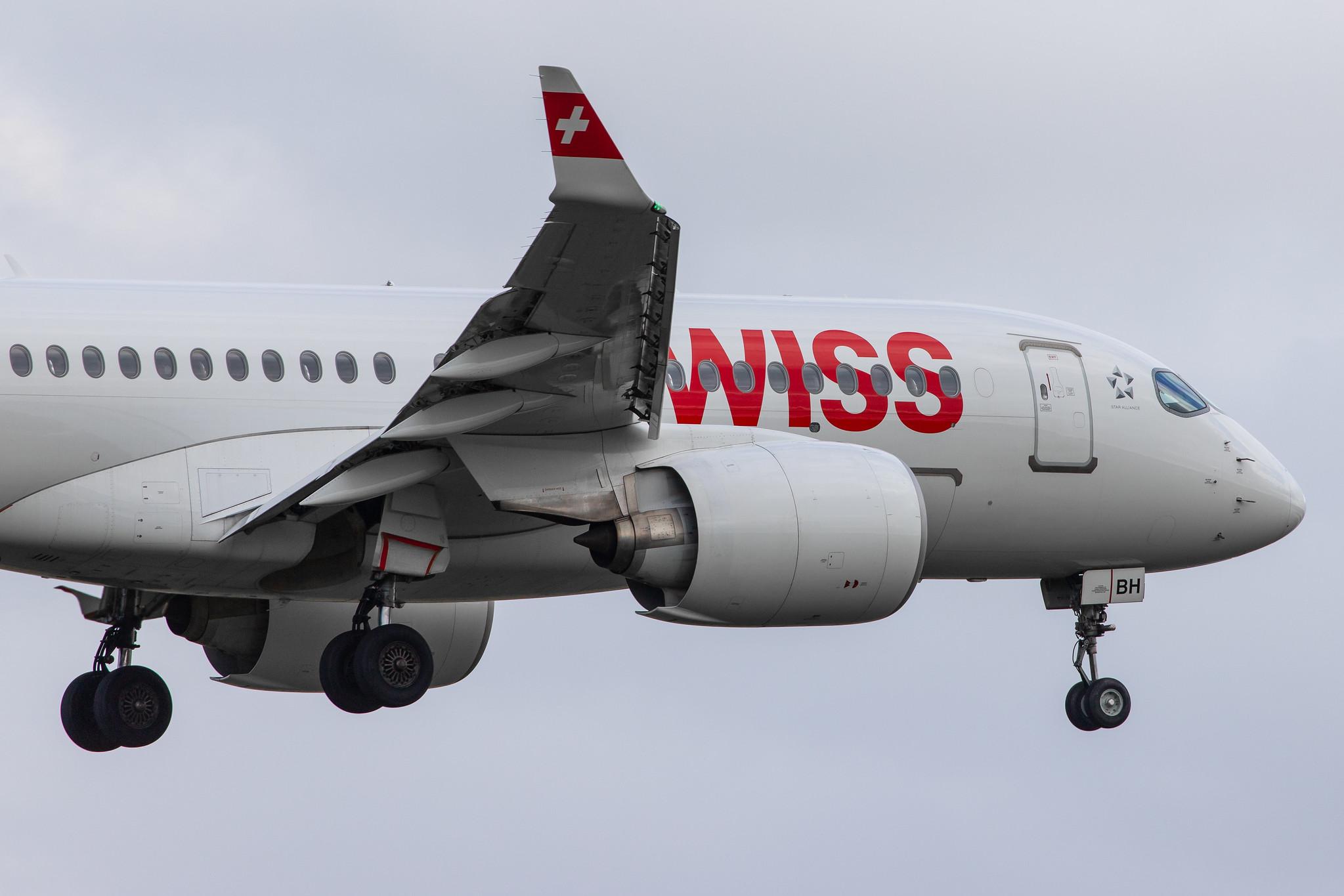 Hamburg Airport: Swiss (LX / SWR) |  Airbus A220-100 BCS1 | HB-JBH | MSN 50017