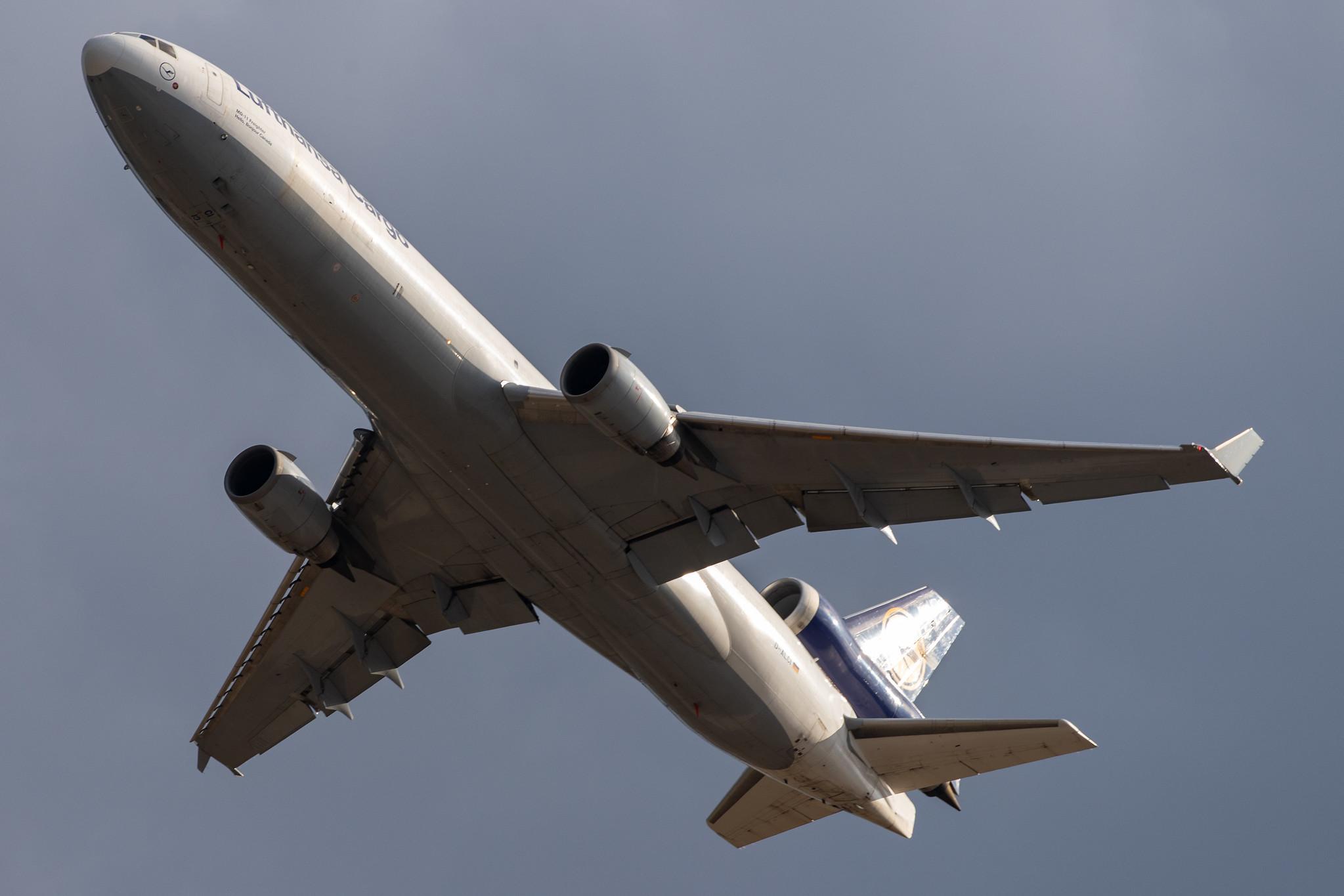 Frankfurt Airport: Lufthansa Cargo (/ GEC) |  McDonnell Douglas MD-11F MD11 | D-ALCI | MSN 48800