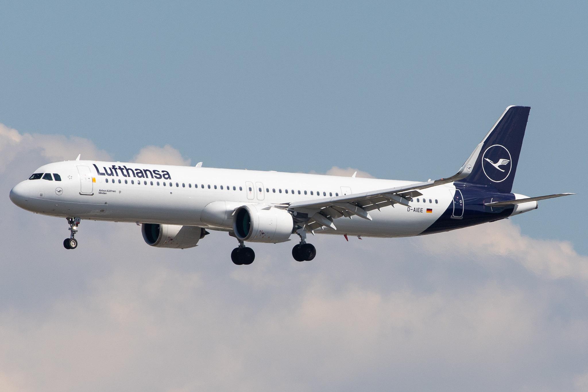 Frankfurt Airport: Lufthansa (LH / DLH) |  Airbus A321-271NX A21N | D-AIEE | MSN 9046