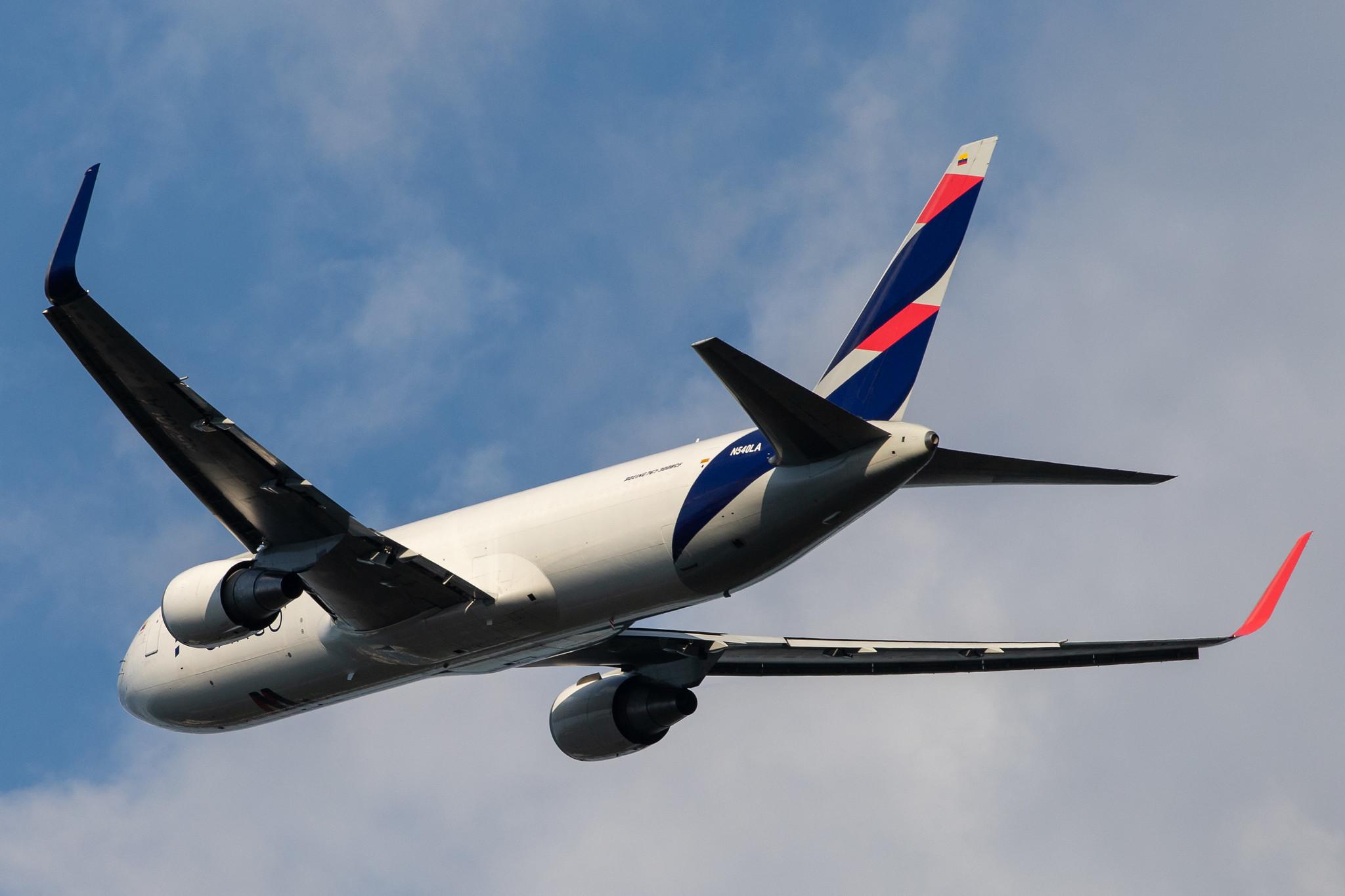 Frankfurt Airport: LATAM Cargo (UC / LCO) | Operator: LATAM Cargo Colombia |  Boeing 767-316(ER)(BCF) B763 | N540LA | MSN 35229