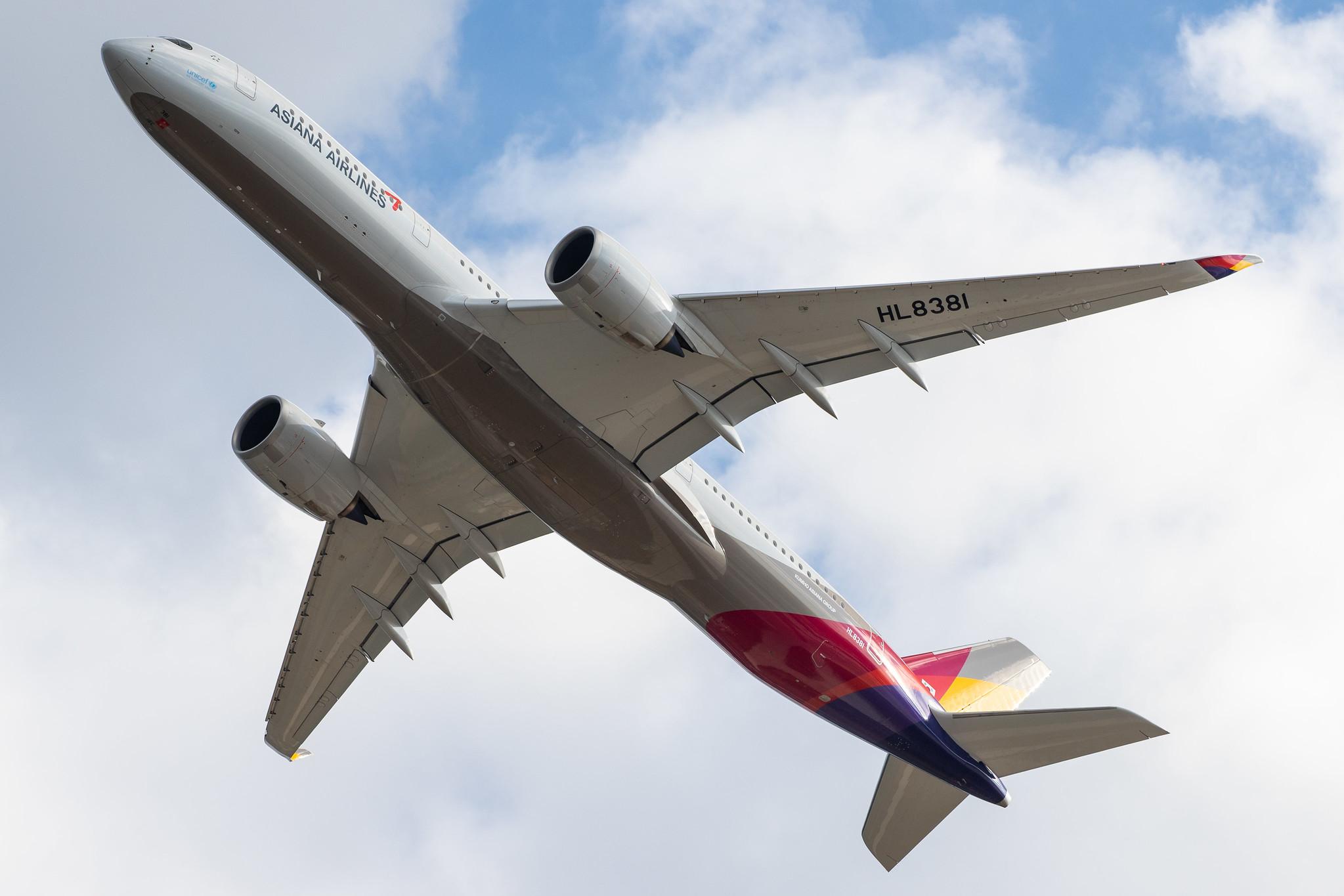 Frankfurt Airport: Asiana Airlines (OZ / AAR) |  Airbus A350-941 A359 | HL8381 | MSN 387