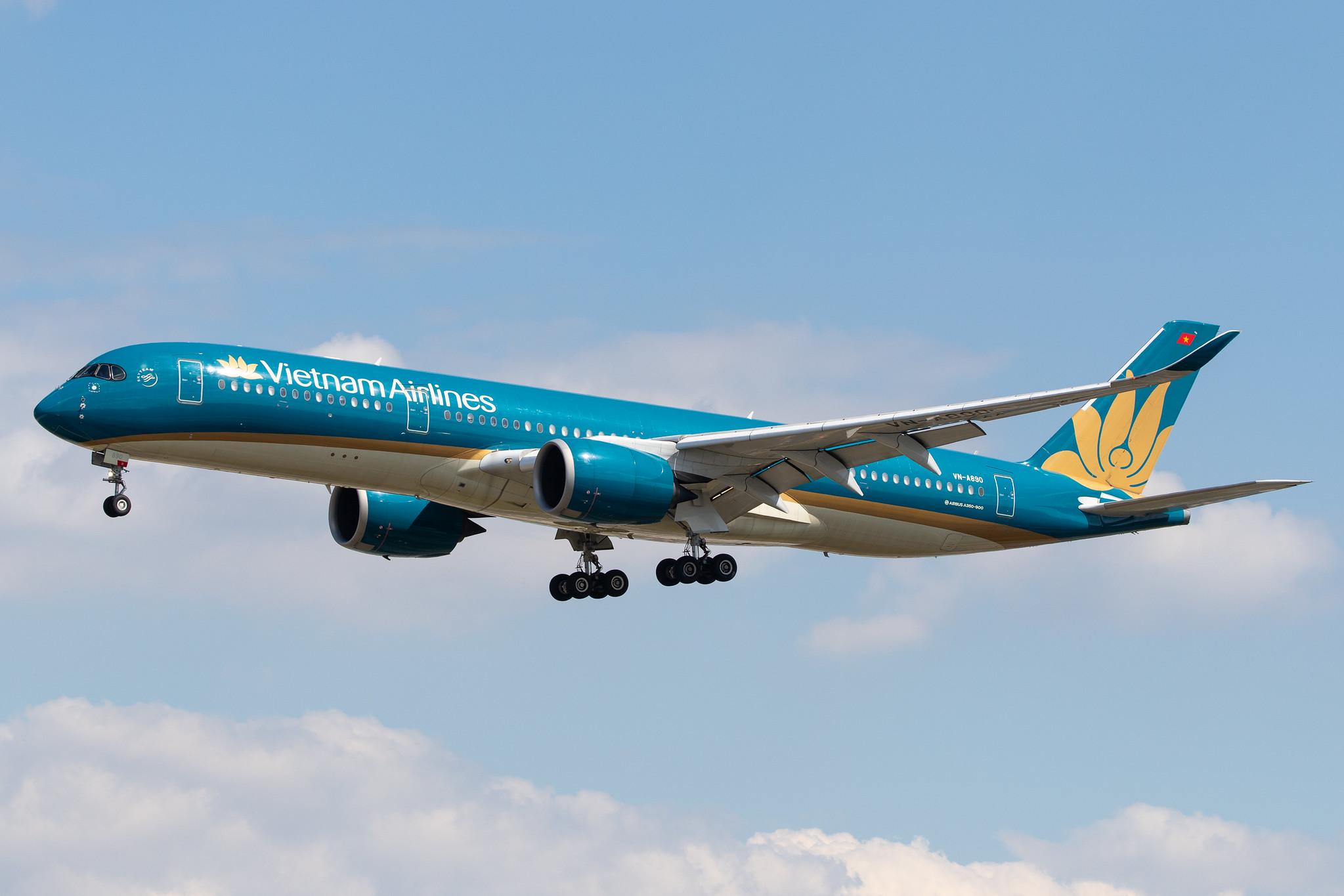 Frankfurt Airport: Vietnam Airlines (VN / HVN) |  Airbus A350-941 A359 | VN-A890 | MSN 056