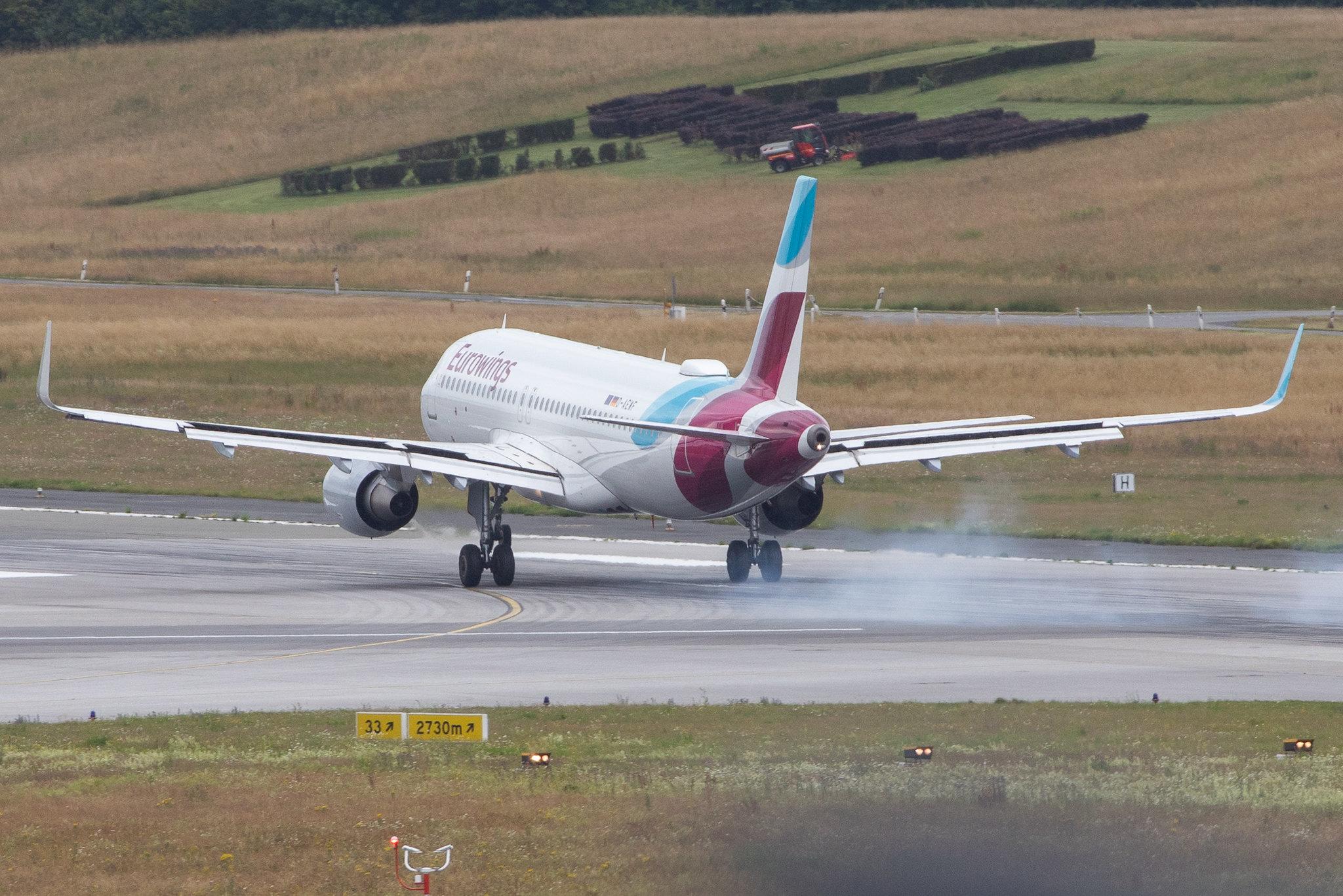 Hamburg Airport: Eurowings (EW / EWG) |  Airbus A320-214 A320 | D-AEWF | MSN 7087