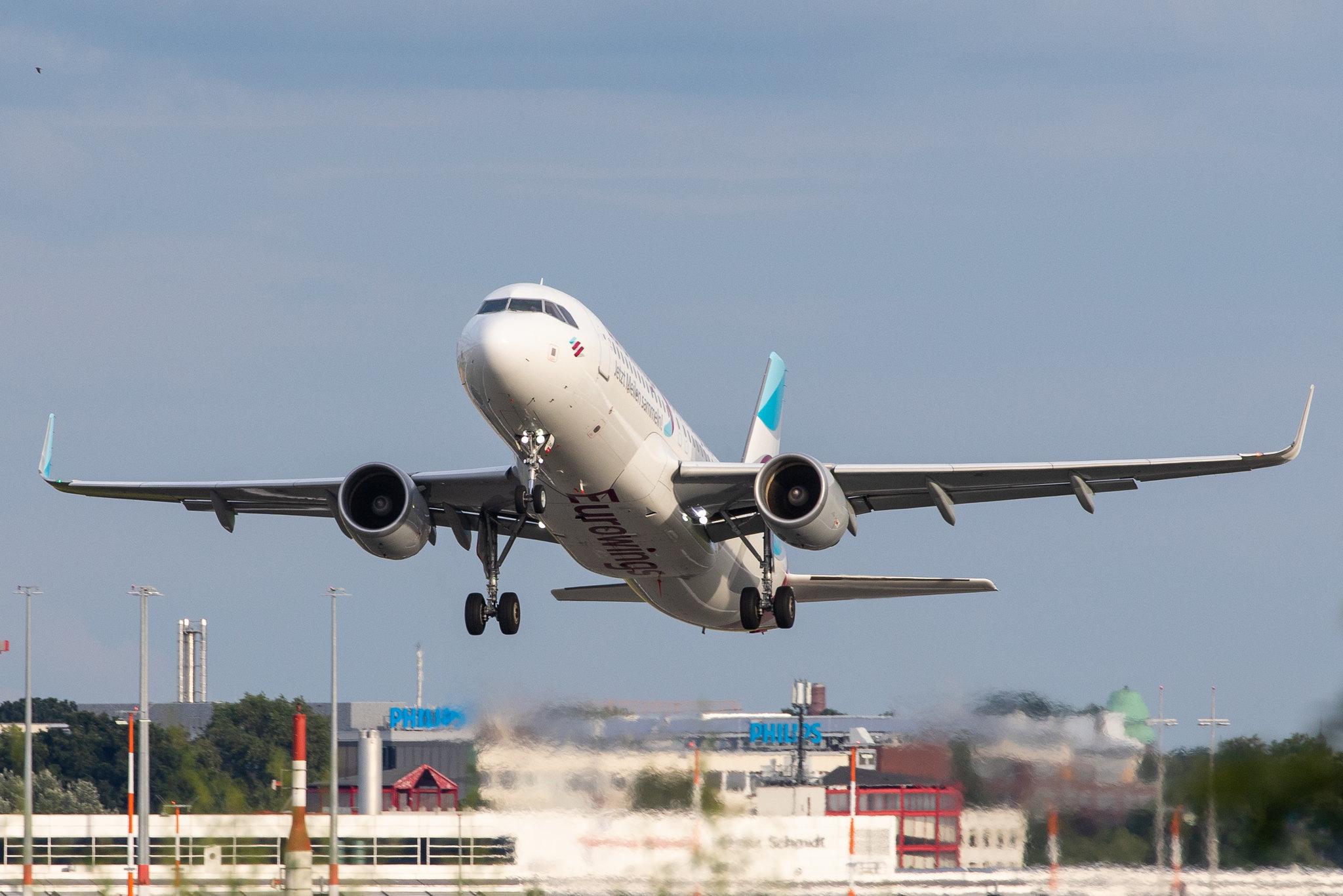 Hamburg Airport: Eurowings (EW / EWG) |  Livery: Boomerang Club Livery |  Airbus A320-214 A320 | D-AEWM | MSN 7259