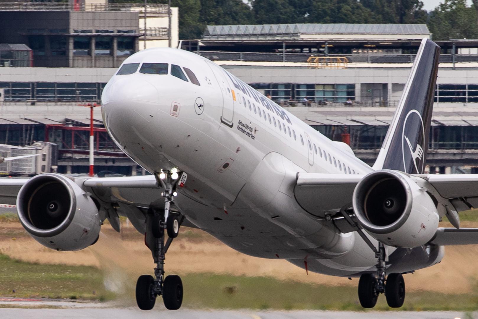 Hamburg Airport: Lufthansa (LH / DLH) |  Airbus A319-112 A319 | D-AIBG | MSN 4841