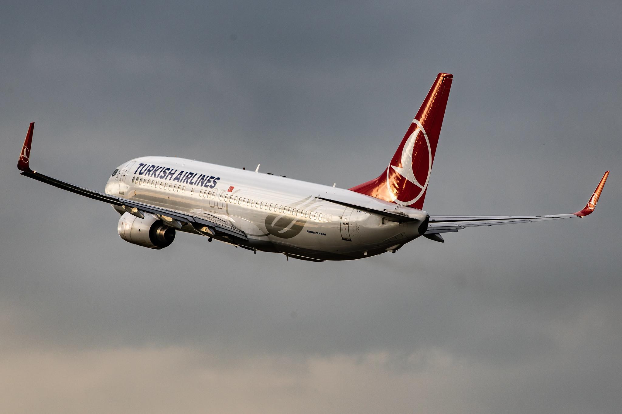 Hamburg Airport: Turkish Airlines (TK / THY) |  Boeing 737-8F2 B738 | TC-JFV | MSN 29782