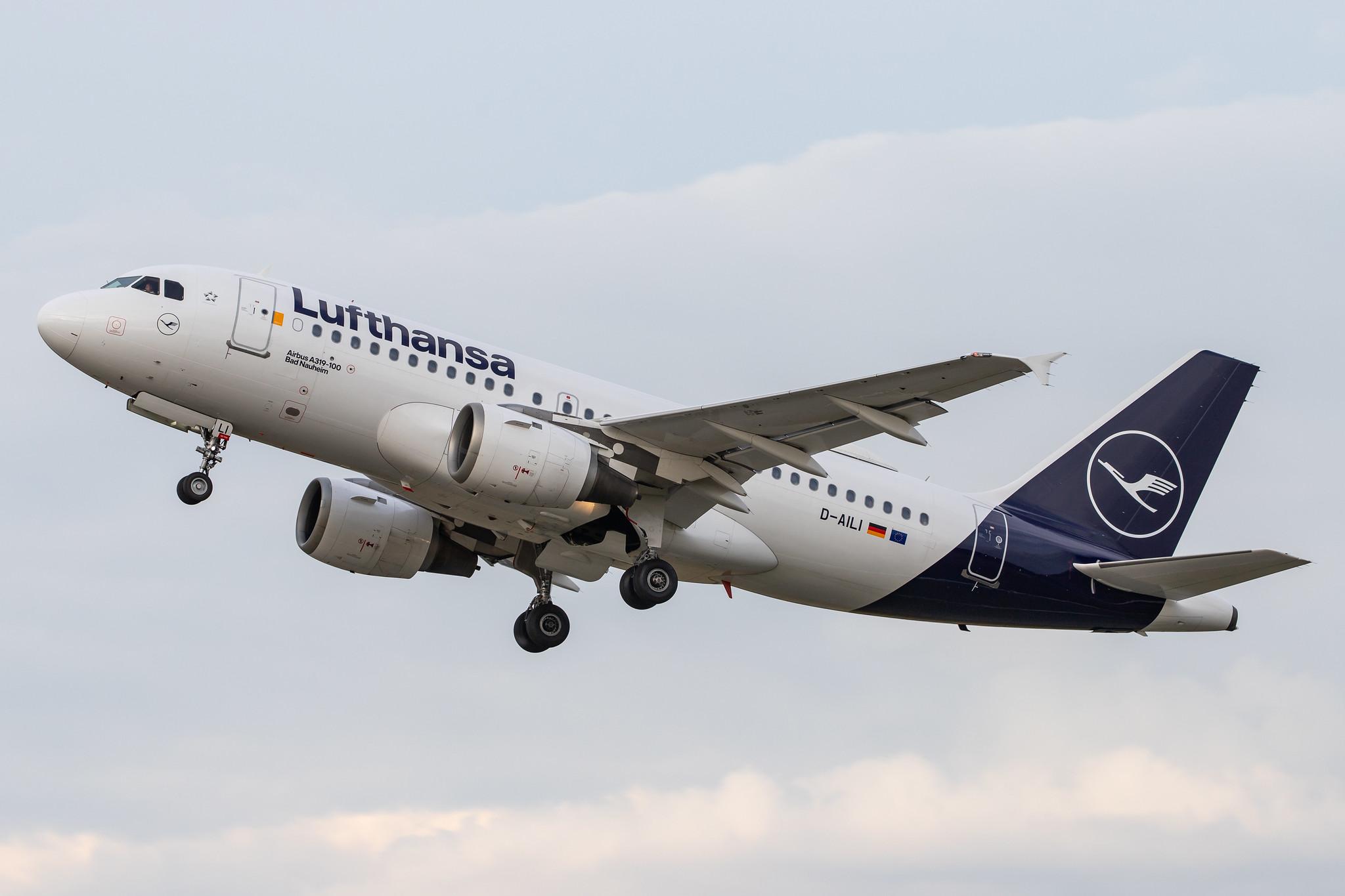 Hamburg Airport: Lufthansa (LH / DLH) |  Airbus A319-114 A319 | D-AILI | MSN 0651