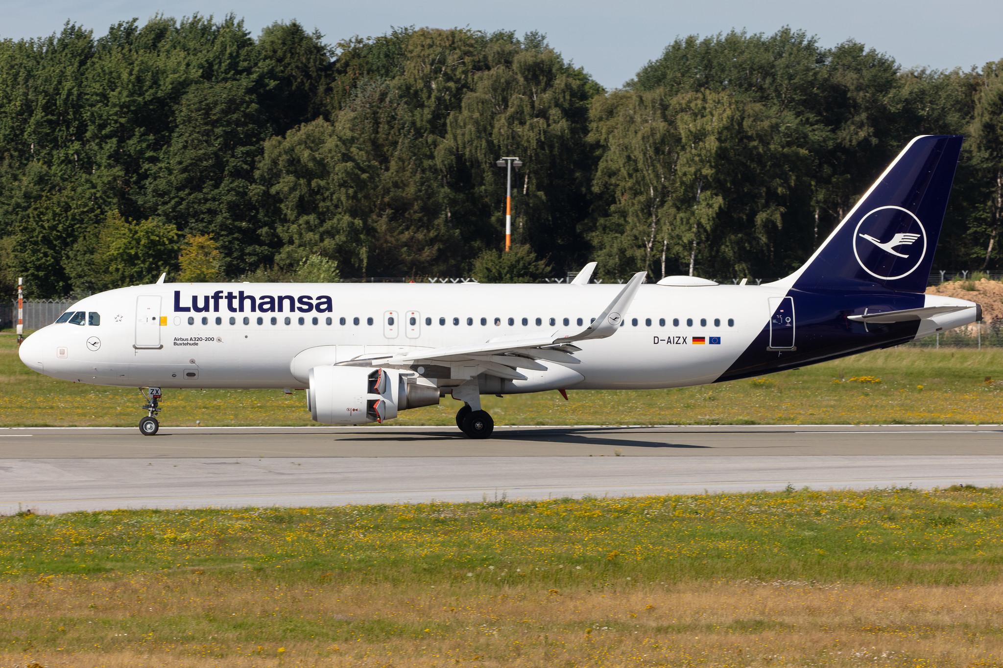 Hamburg Airport: Lufthansa (LH / DLH) |  Airbus A320-214 A320 | D-AIZX | MSN 5741