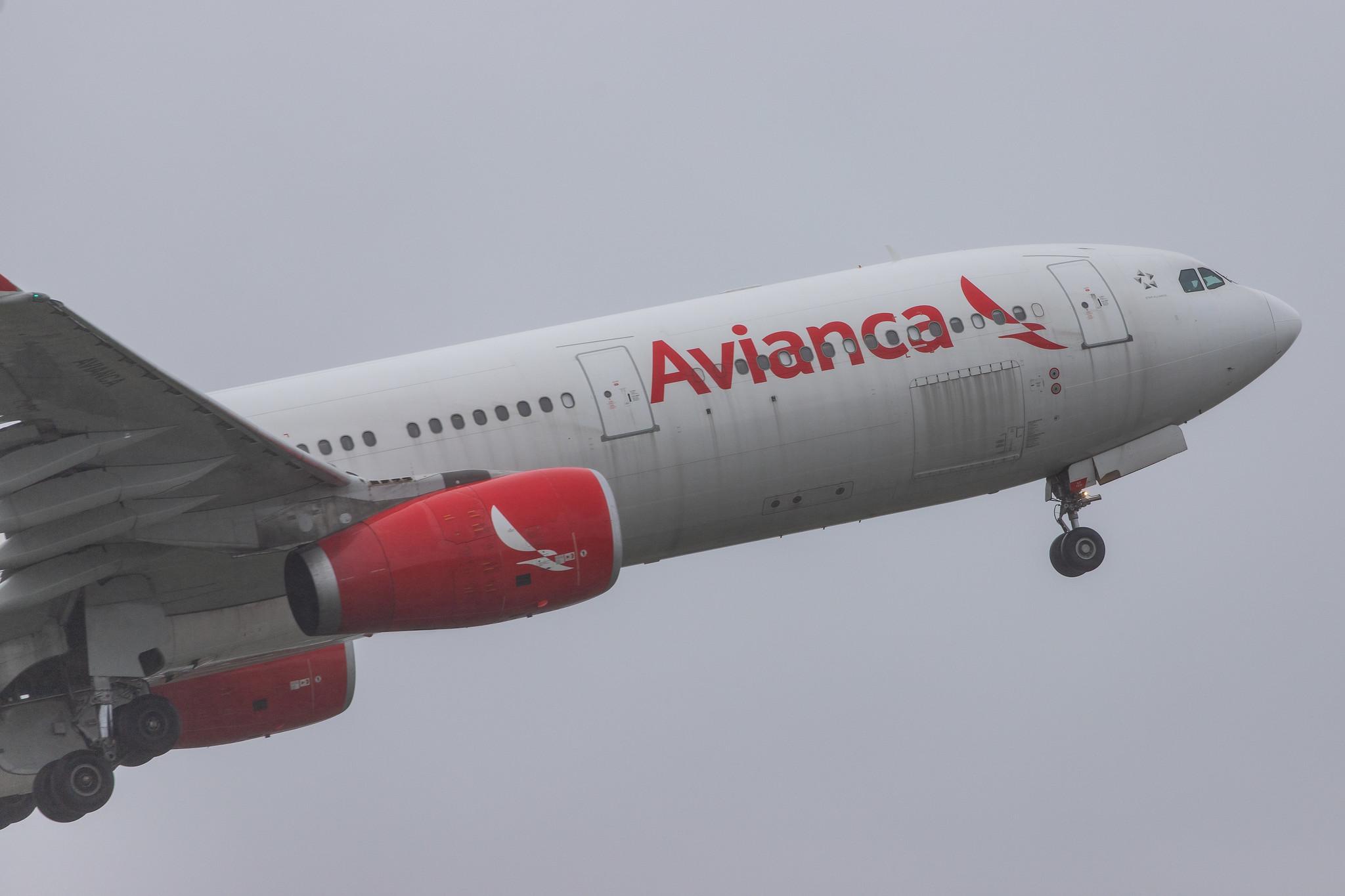 Hamburg Airport: Avianca (AV / AVA) |  Airbus A330-343 A333 | N803AV | MSN 1357