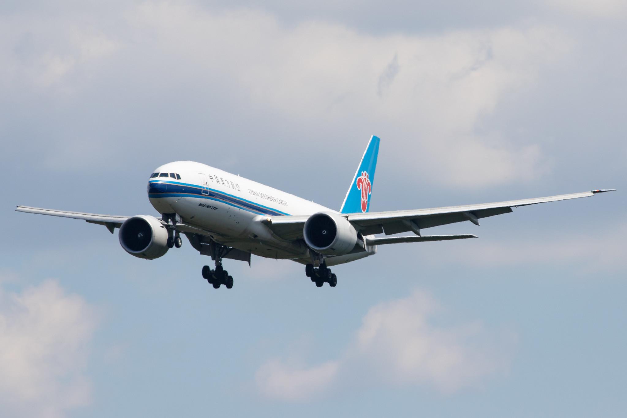 Frankfurt Airport: China Southern Cargo (CZ / CSN) | Operator: China Southern Airlines |  Boeing 777-F1B B77L | B-2041 | MSN 41632