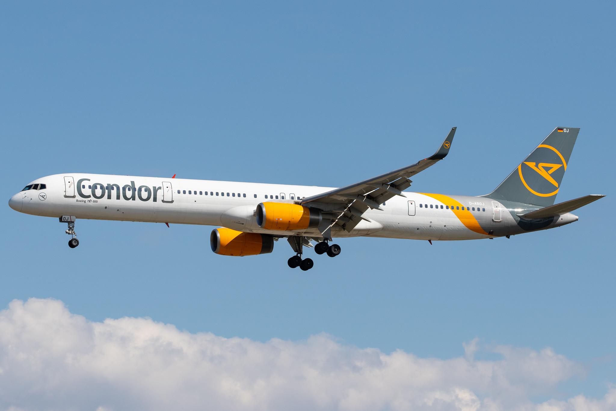 Frankfurt Airport: Condor (DE / CFG) |  Boeing 757-330 B753 | D-ABOJ | MSN 29019