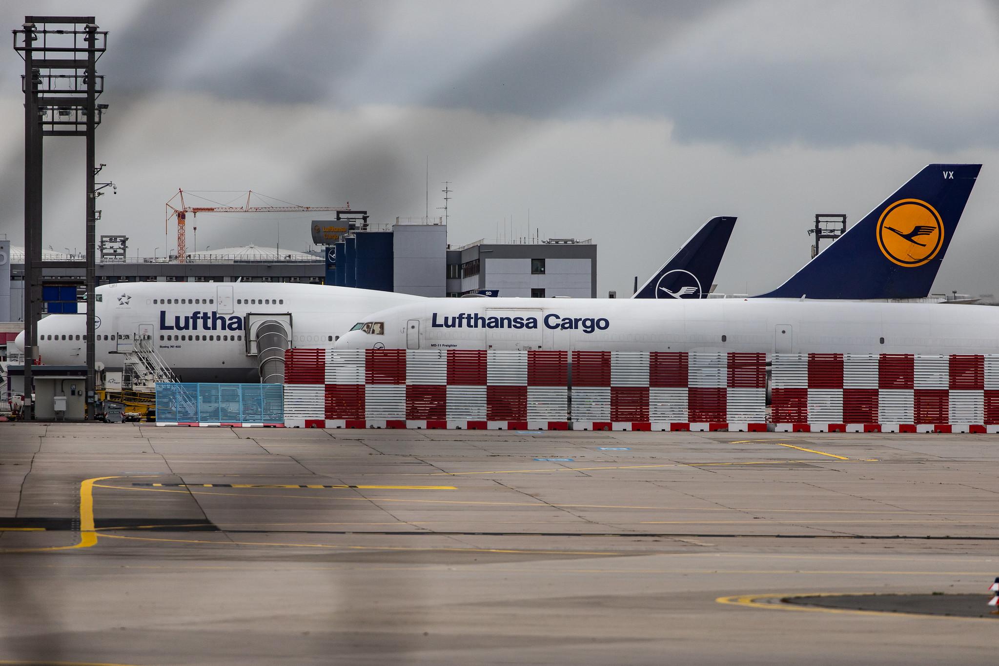 Frankfurt Airport: Lufthansa Cargo (/ GEC) |  McDonnell Douglas MD-11F MD11 | D-ALCK | MSN 48803