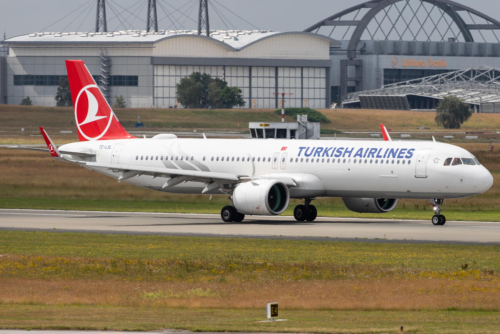 Hamburg Airport: Turkish Airlines (TK / THY) |  Airbus A321-271NX A21N | TC-LSL | MSN 9000