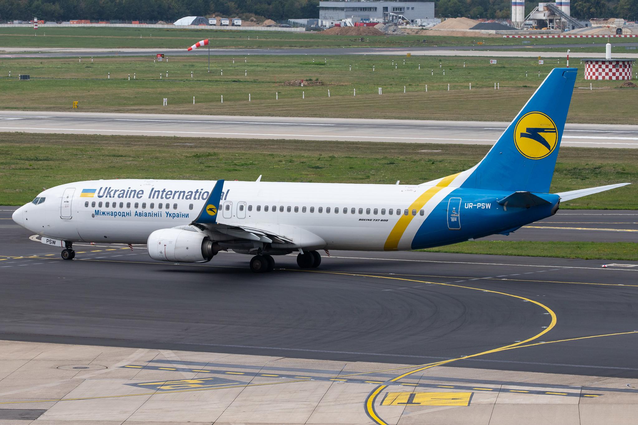 Düsseldorf Airport: Ukraine International Airlines (PS / AUI) | Operator: Ukraine Int. Airlines |  Boeing 737-8KV B738 | UR-PSW | MSN 41536
