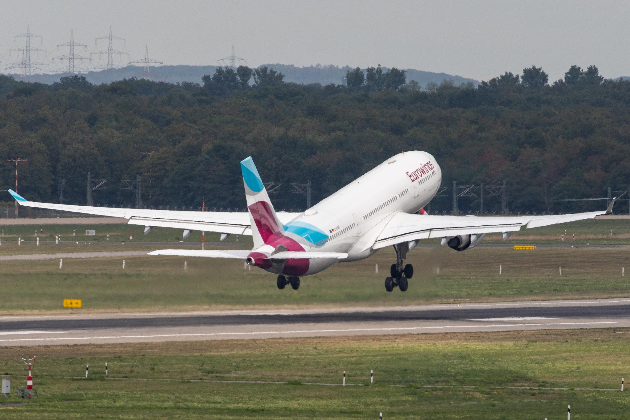 Düsseldorf Airport: Eurowings (EW / EWG) | Operator: SunExpress Deutschland |  Airbus A330-203 A332 | D-AXGD | MSN 0573