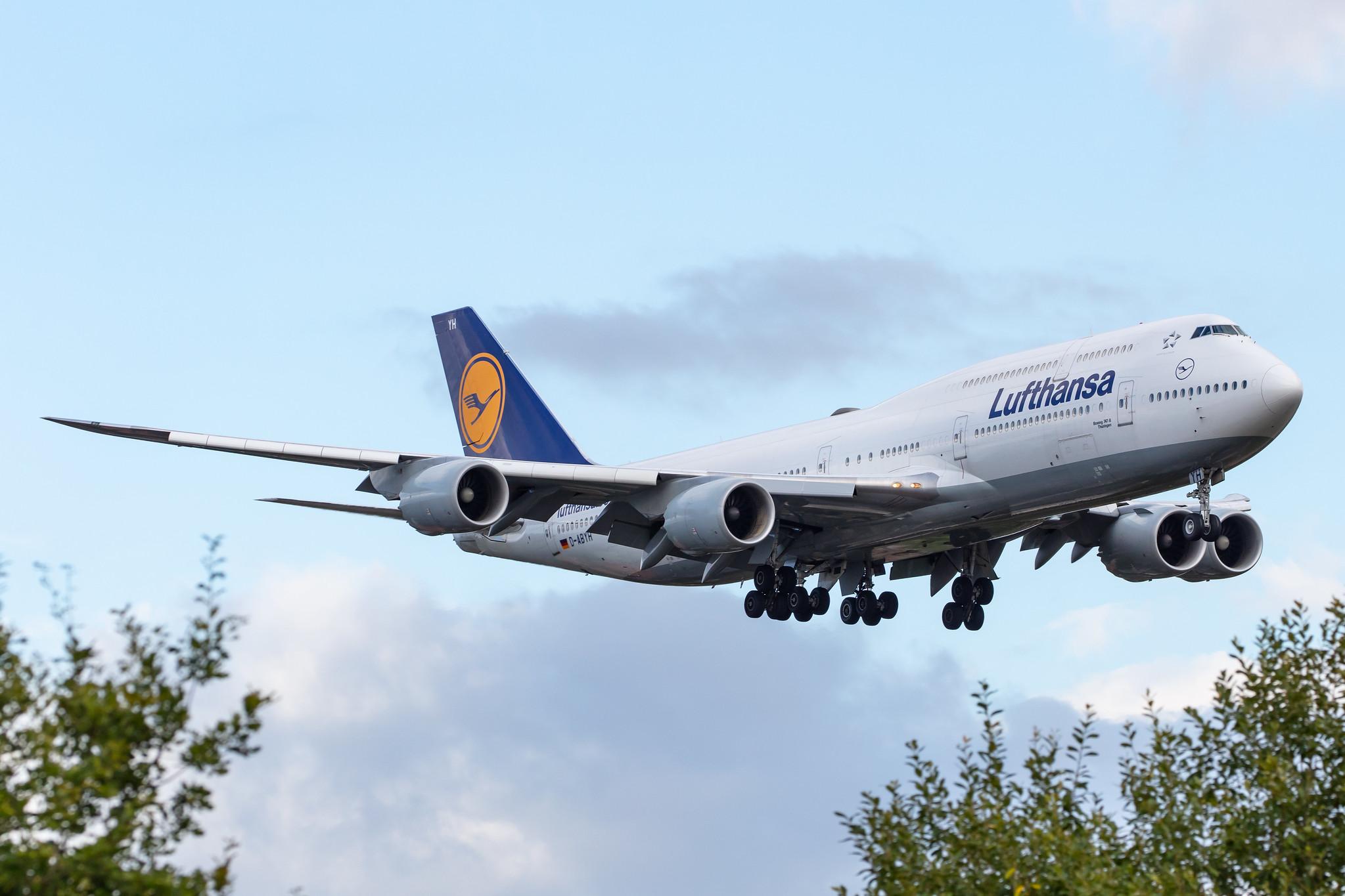 Hamburg Airport: Lufthansa (LH / DLH) |  Boeing 747-830 B748 | D-ABYH | MSN 37832