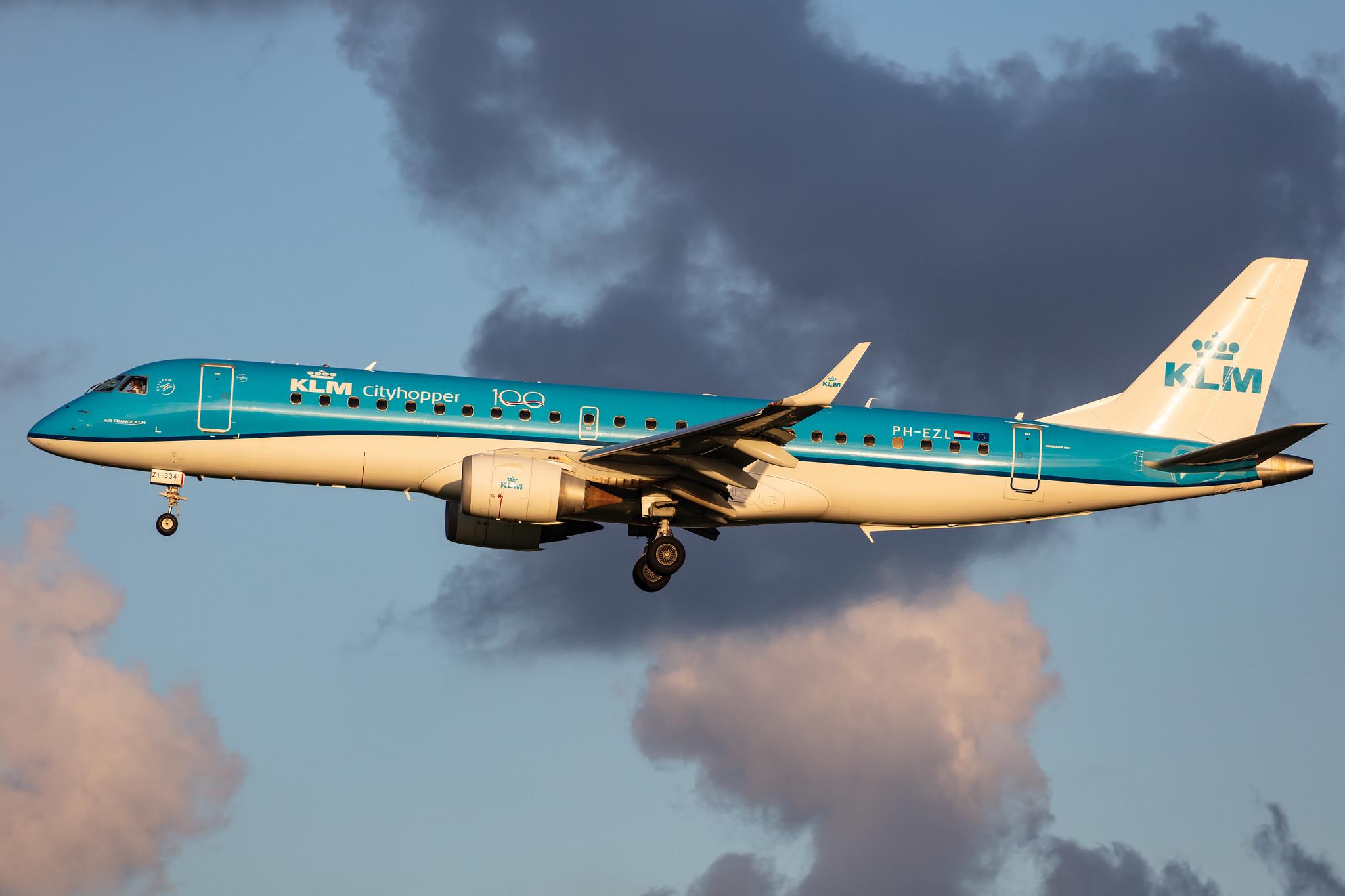 Amsterdam Airport Schiphol: KLM (KL / KLM) | Operator: KLM Cityhopper |  Embraer E190STD E190 | PH-EZL | MSN 19000334