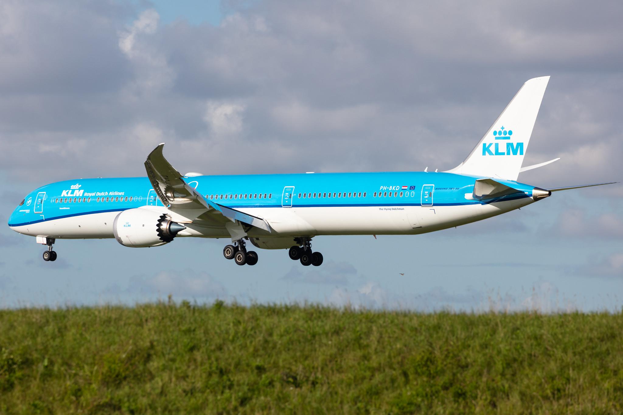 Amsterdam Airport Schiphol: KLM (KL / KLM) |  Boeing 787-10 Dreamliner B78X | PH-BKD | MSN 42492