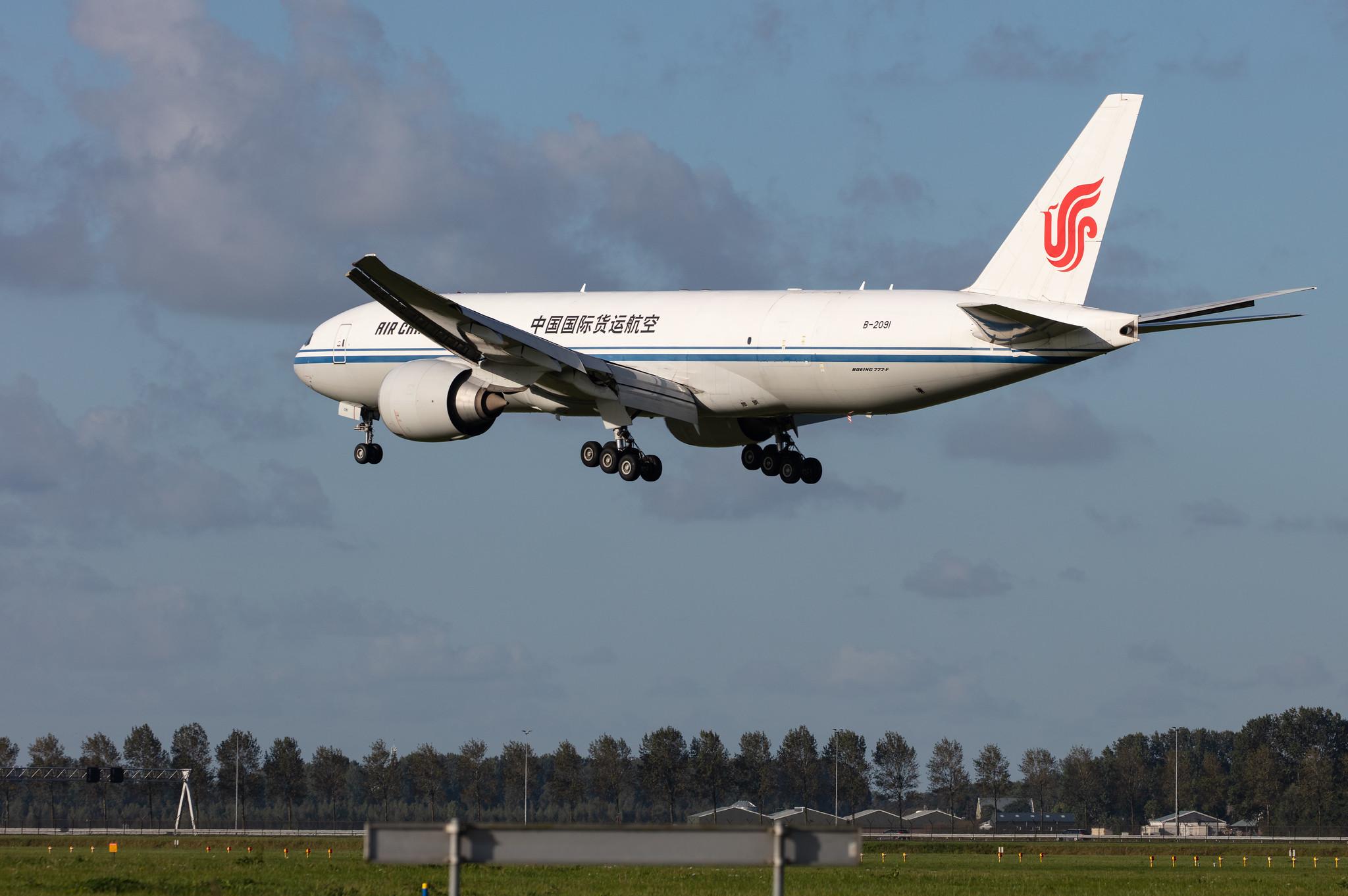 Amsterdam Airport Schiphol: Air China Cargo (/ CAO) |  Boeing 777-FFT B77L | B-2091 | MSN 44682