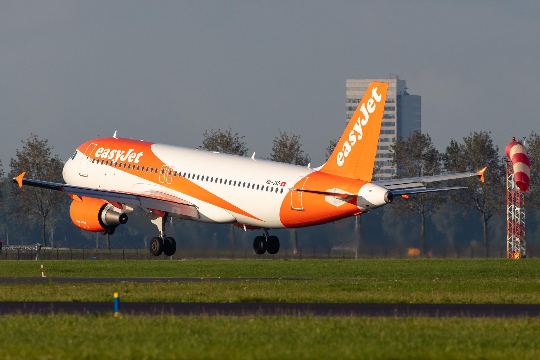 Amsterdam Airport Schiphol: easyJet (U2 / EZY) | Operator: easyJet Switzerland |  Airbus A320-214 A320 | HB-JXD | MSN 5150