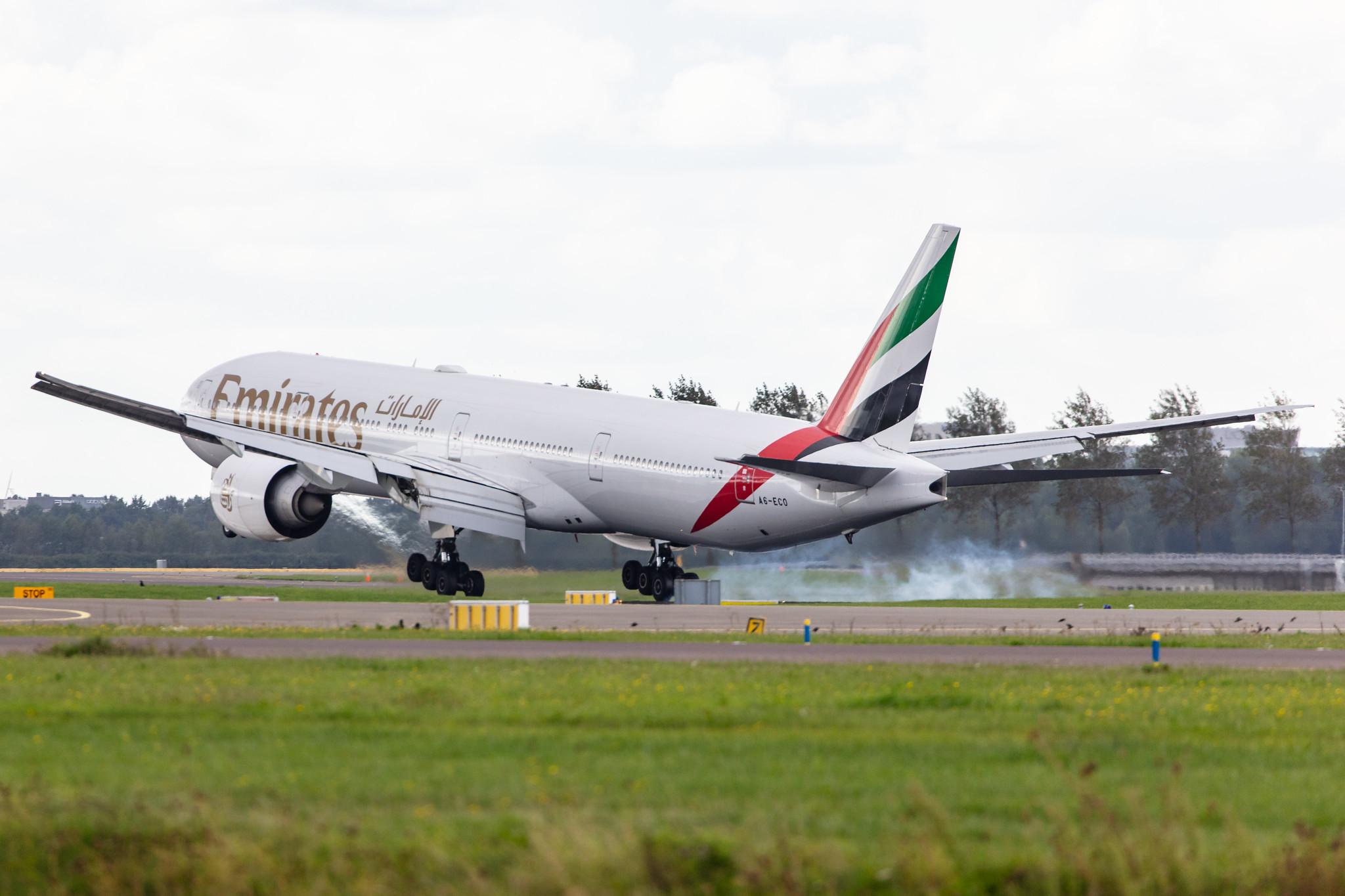 Amsterdam Airport Schiphol: Emirates (EK / UAE) |  Boeing 777-36N(ER) B77W | A6-ECO | MSN 37706
