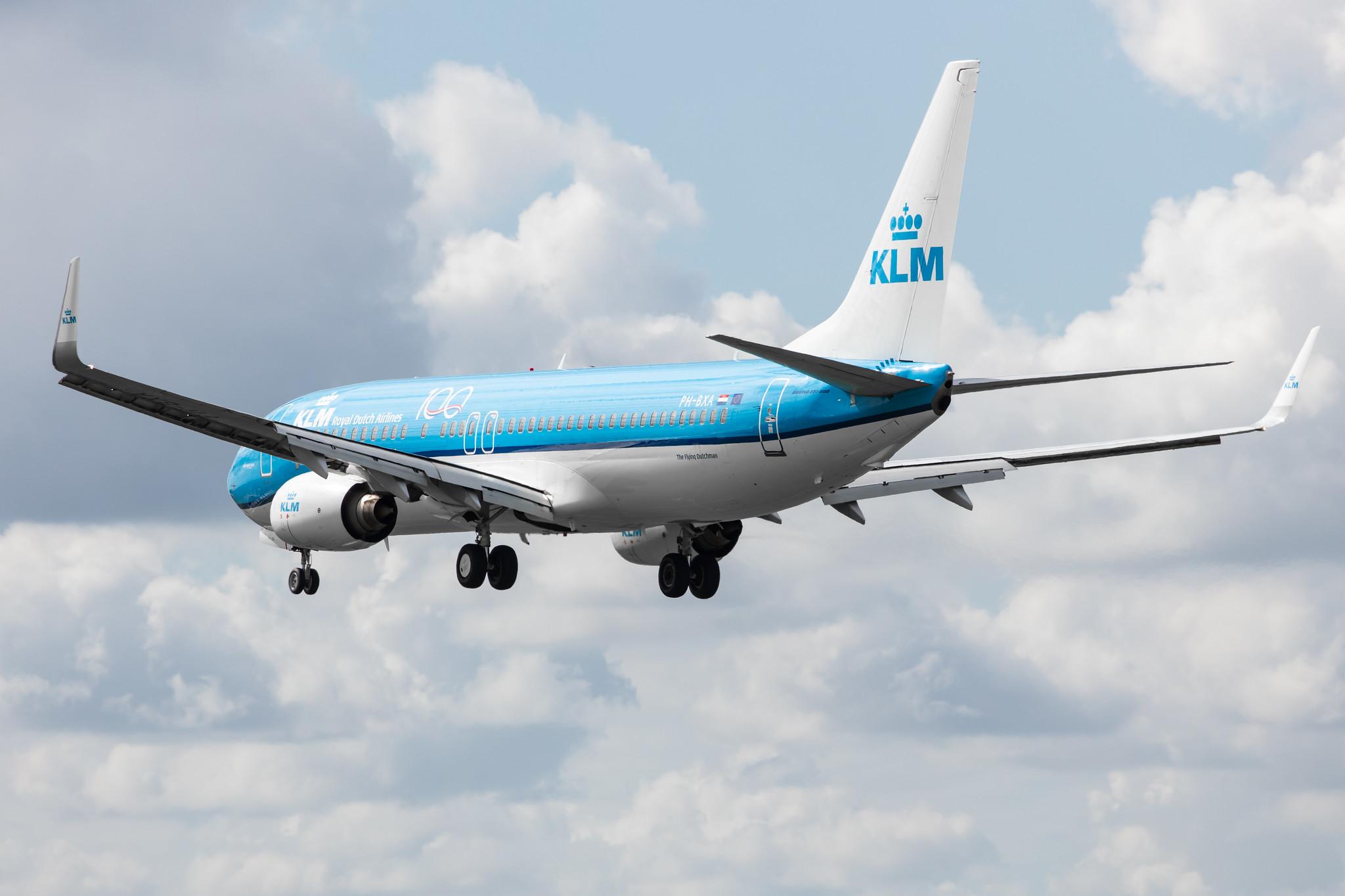 Amsterdam Airport Schiphol: KLM (KL / KLM) |  Boeing 737-8K2 B738 | PH-BXA | MSN 29131