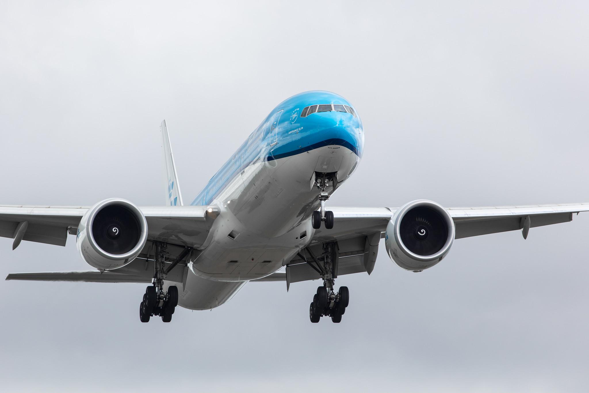 Amsterdam Airport Schiphol: KLM (KL / KLM) |  Boeing 777-306(ER) B77W | PH-BVS | MSN 61604