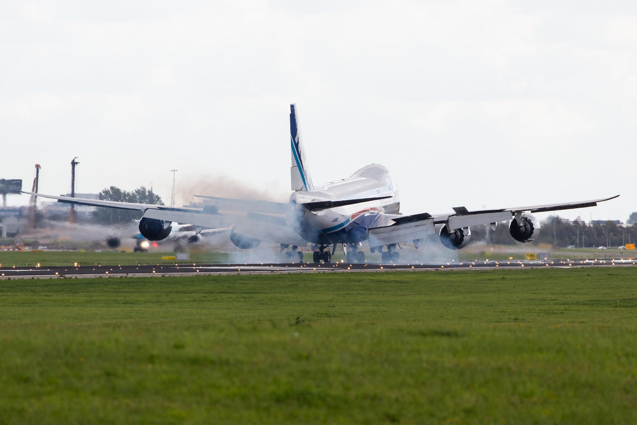 Amsterdam Airport Schiphol: Nippon Cargo Airlines (KZ / NCA) |  Boeing 747-8KZ(F) B748 | JA18KZ | MSN 36141