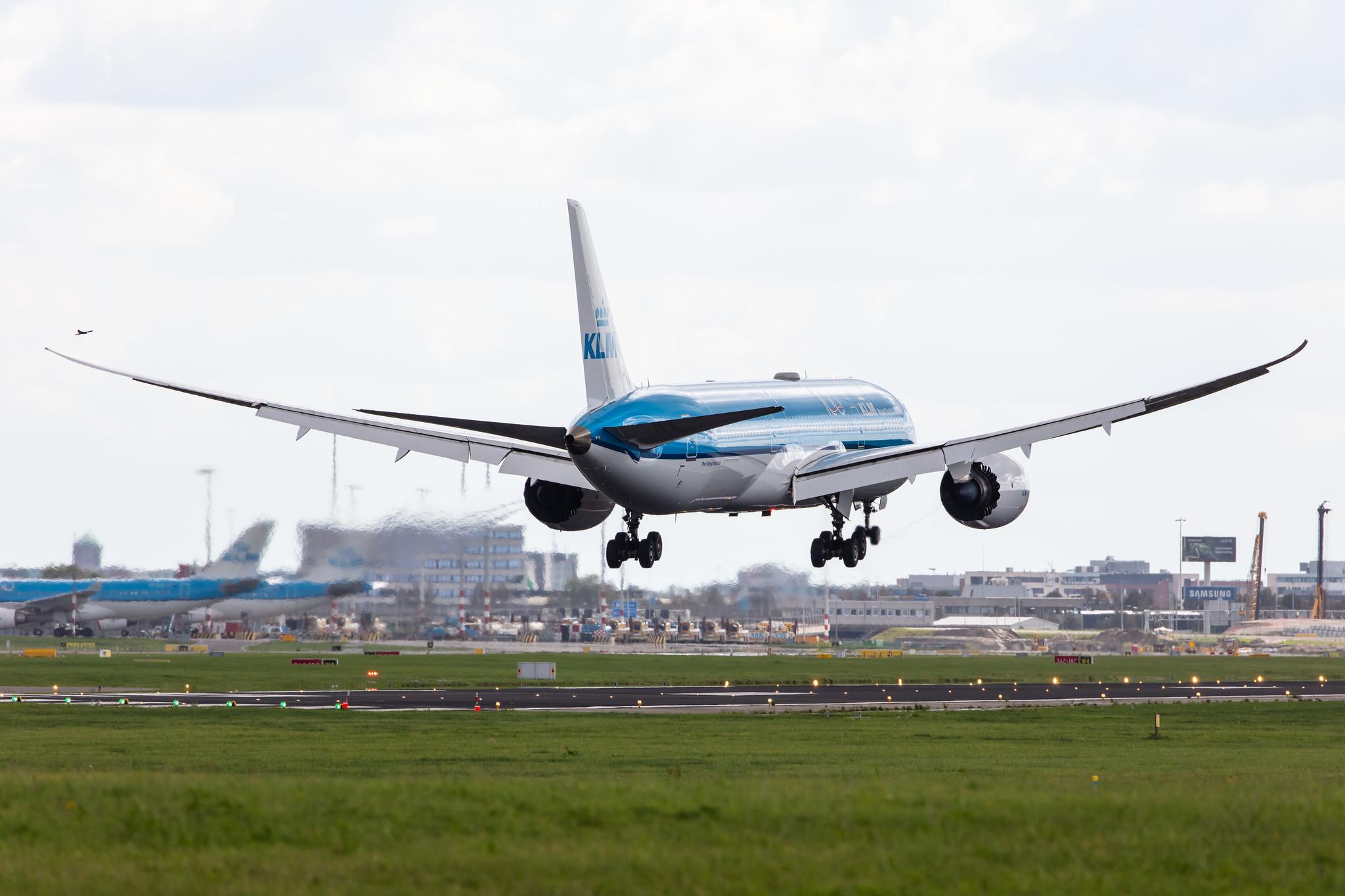 Amsterdam Airport Schiphol: KLM (KL / KLM) |  Boeing 787-9 Dreamliner B789 | PH-BHM | MSN 38776