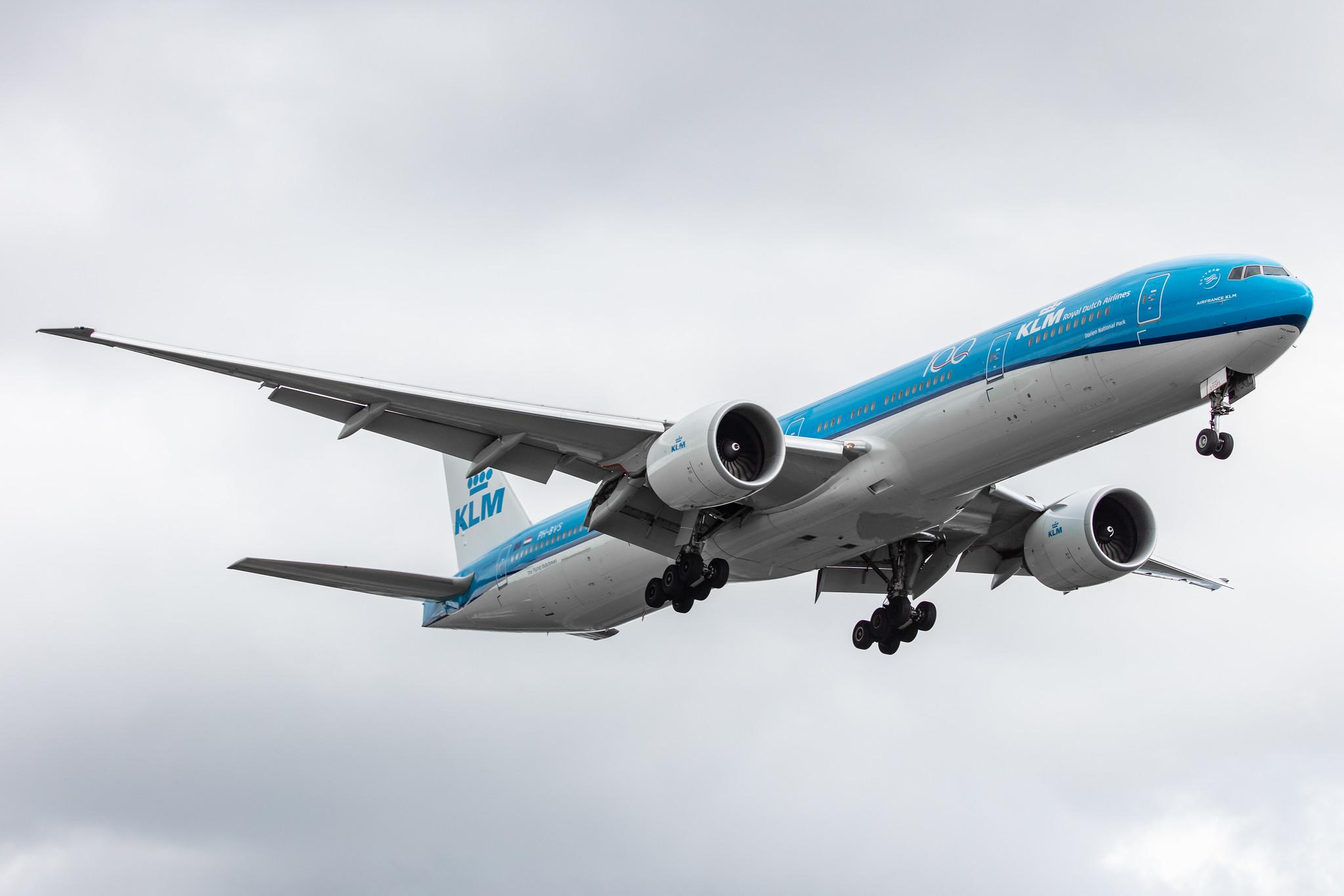 Amsterdam Airport Schiphol: KLM (KL / KLM) |  Boeing 777-306(ER) B77W | PH-BVS | MSN 61604