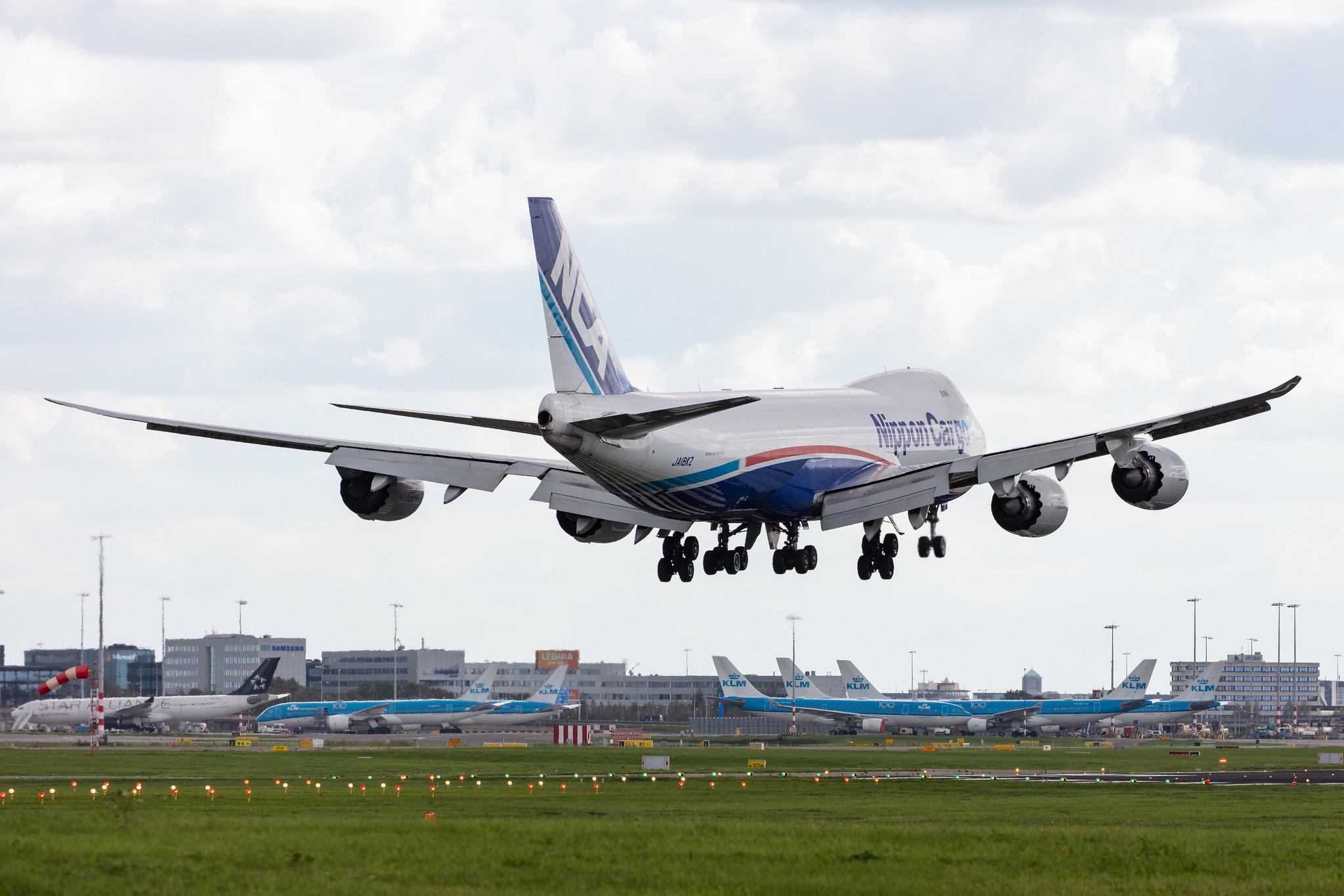 Amsterdam Airport Schiphol: Nippon Cargo Airlines (KZ / NCA) |  Boeing 747-8KZ(F) B748 | JA18KZ | MSN 36141