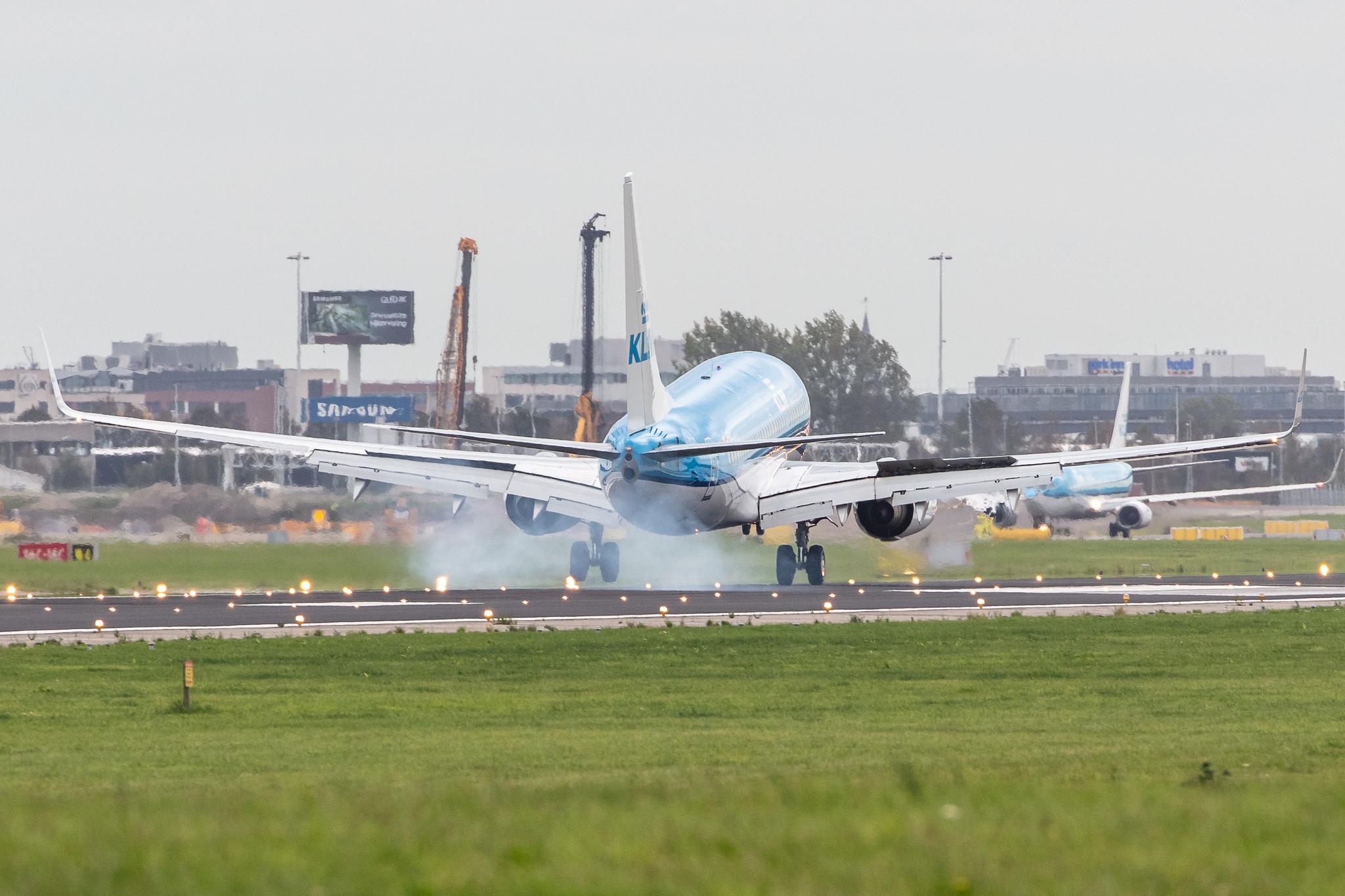Amsterdam Airport Schiphol: KLM (KL / KLM) |  Boeing 737-7K2 B737 | PH-BGO | MSN 38126