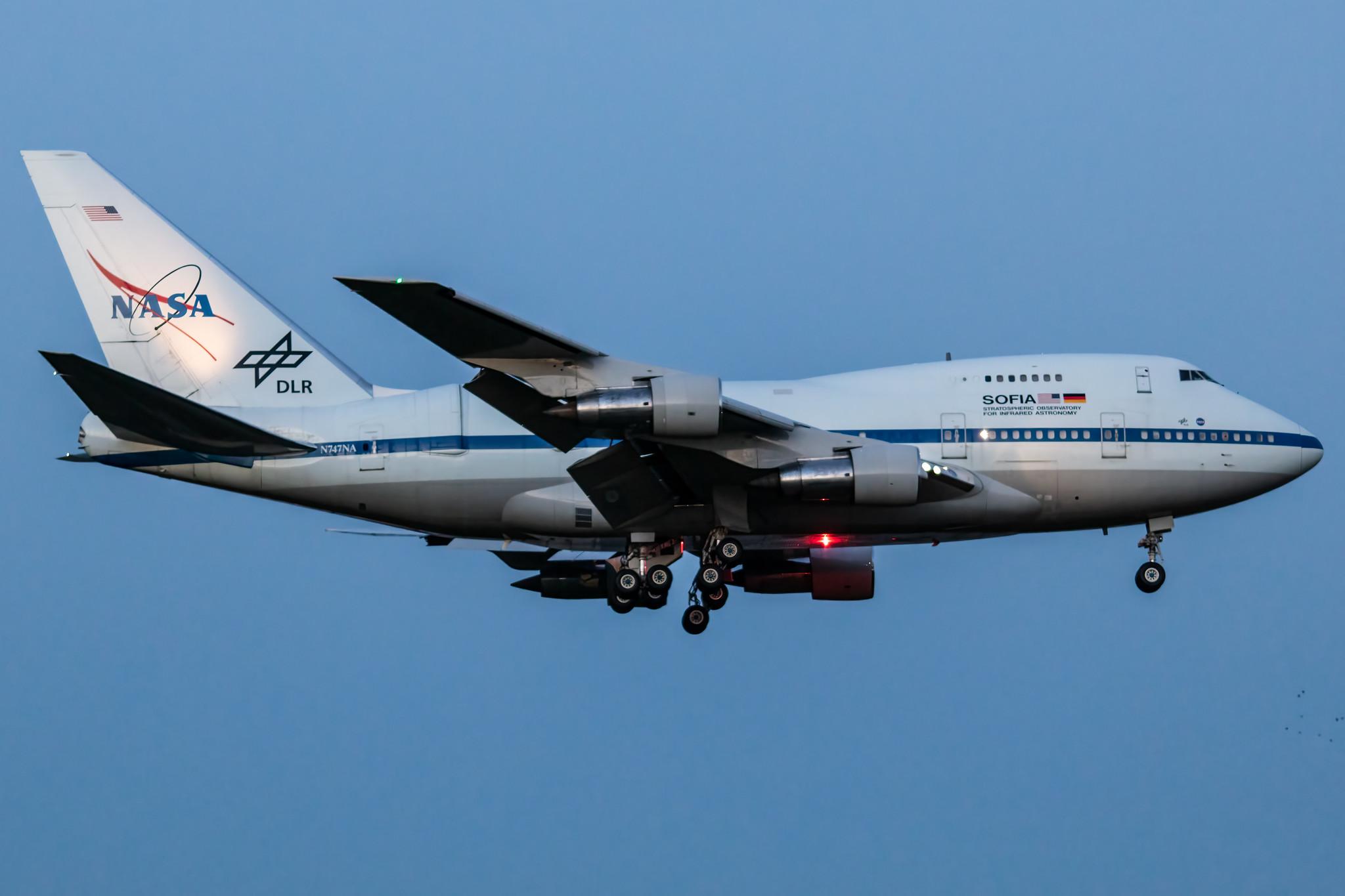 Hamburg Airport: NASA |  Boeing 747SP-21 B74S | N747NA | MSN 21441