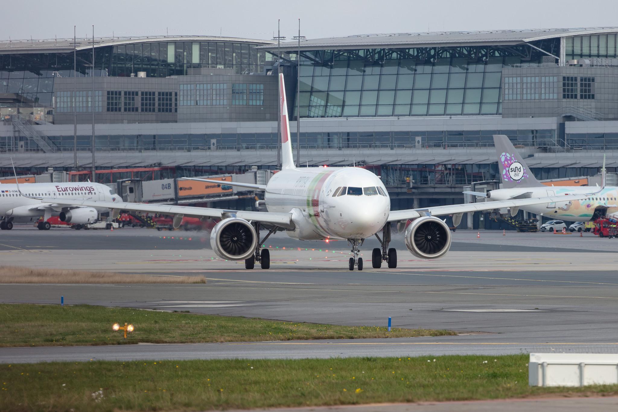Hamburg Airport: TAP Air Portugal (TP / TAP) |  Airbus A321-251N A21N | CS-TJI | MSN 8270