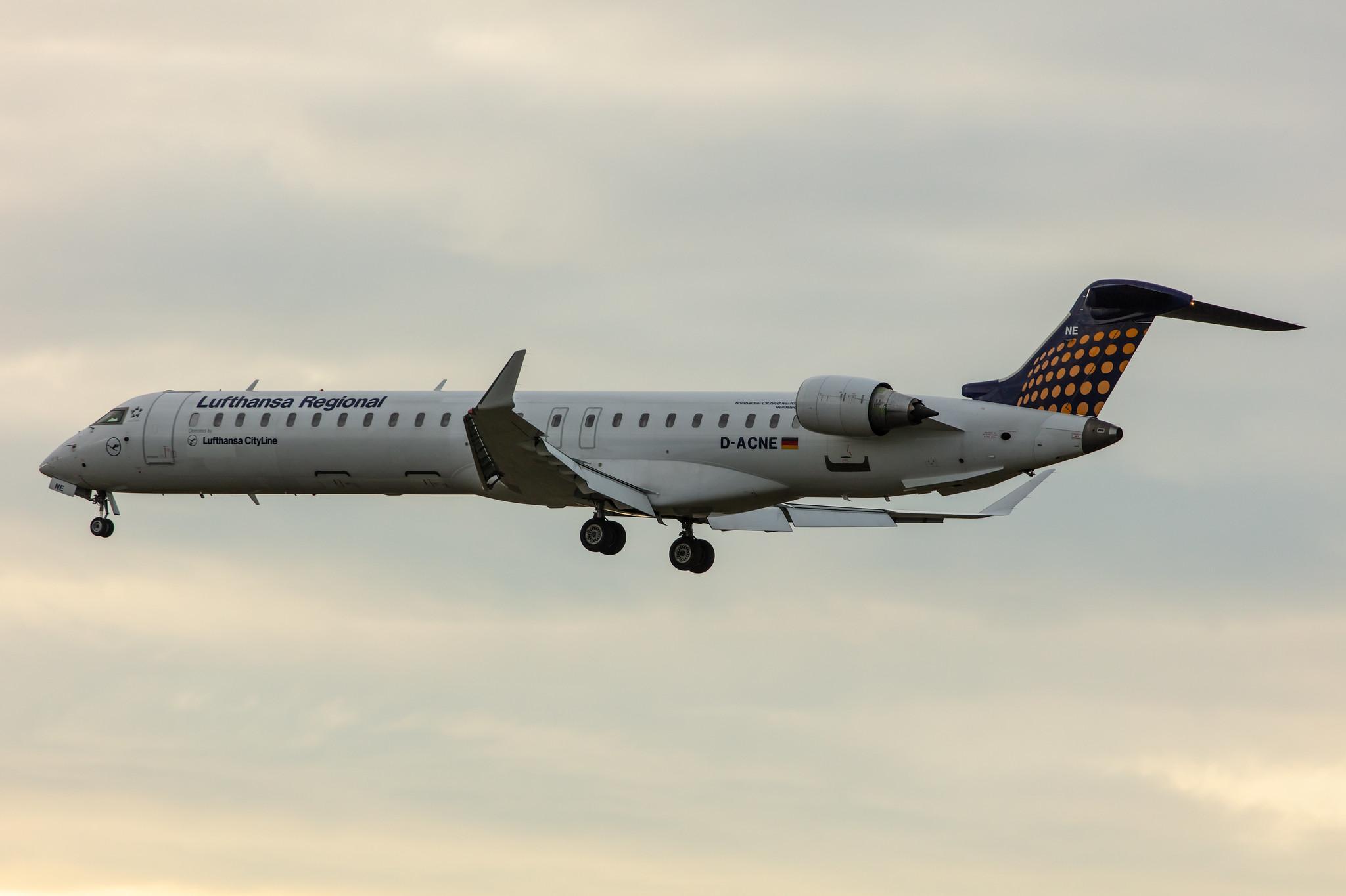 Frankfurt Airport: Lufthansa (LH / DLH) | Operator: Lufthansa CityLine |  Mitsubishi CRJ-900LR CRJ9 | D-ACNE | MSN 15241