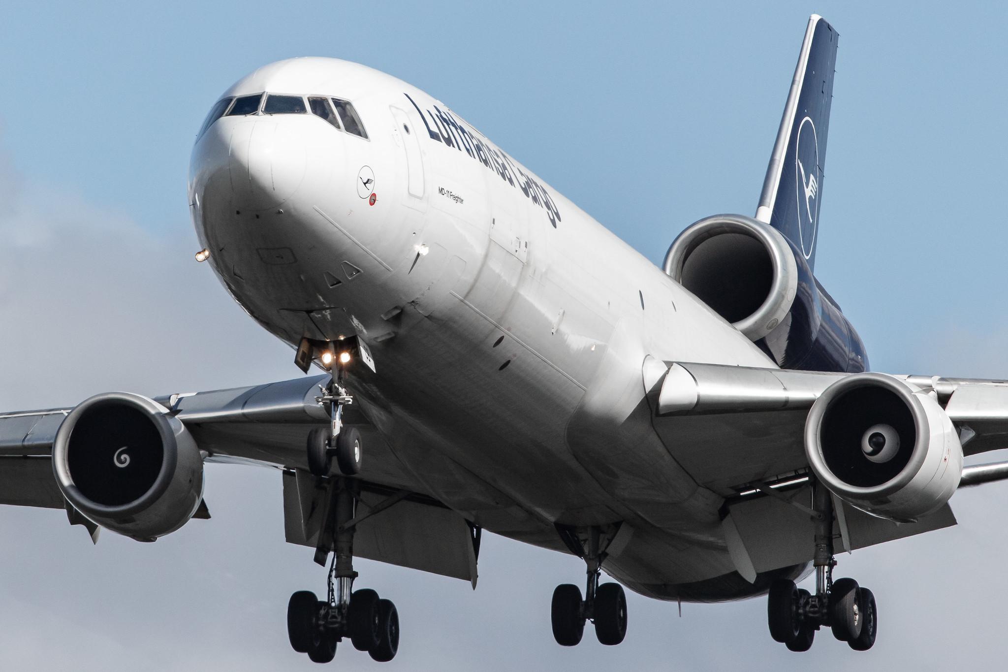 Frankfurt Airport: Lufthansa Cargo (/ GEC) |  McDonnell Douglas MD-11F MD11 | D-ALCB | MSN 48782
