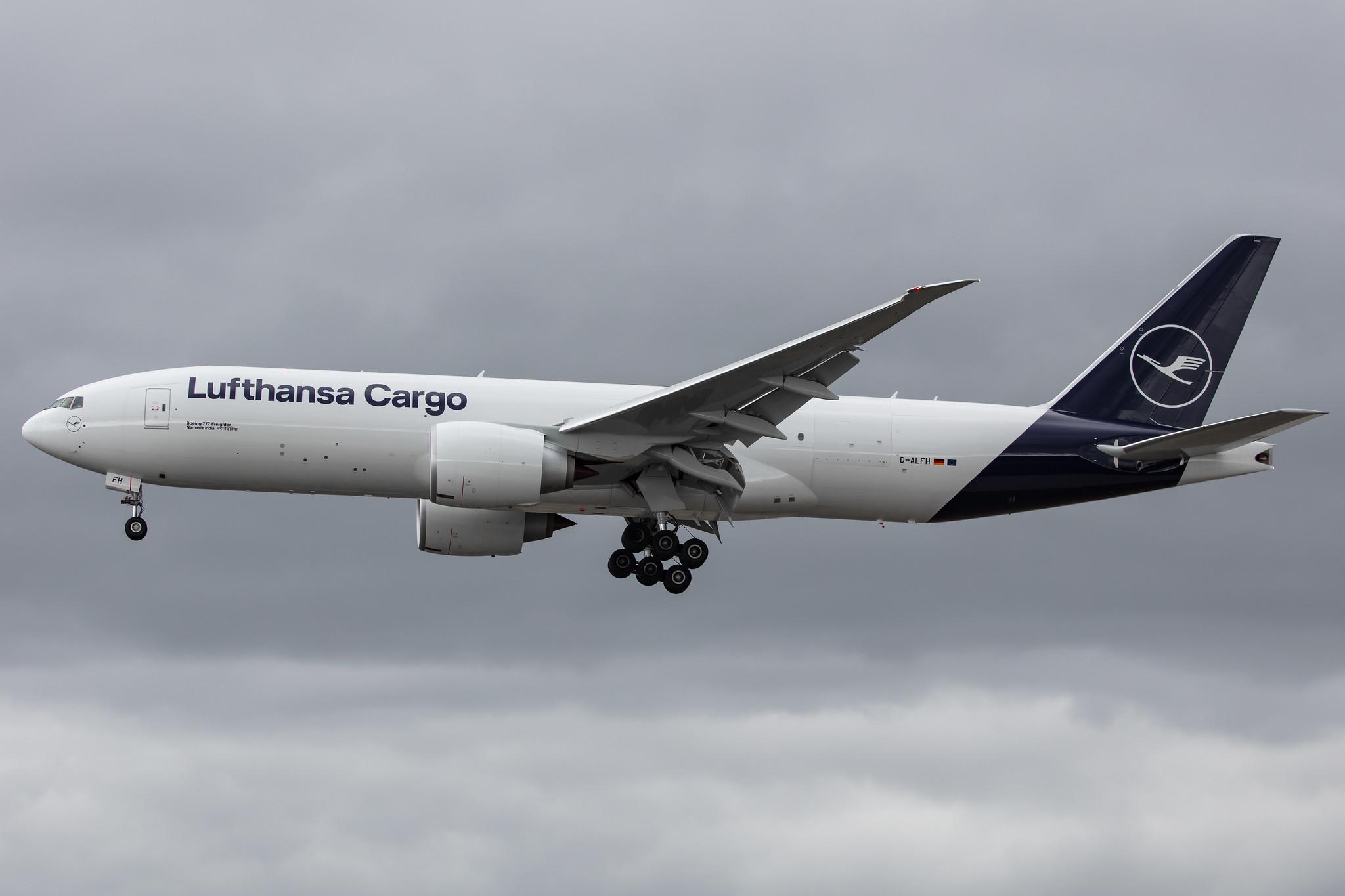 Frankfurt Airport: Lufthansa Cargo (/ GEC) |  Boeing 777-F B77L | D-ALFH | MSN 66911