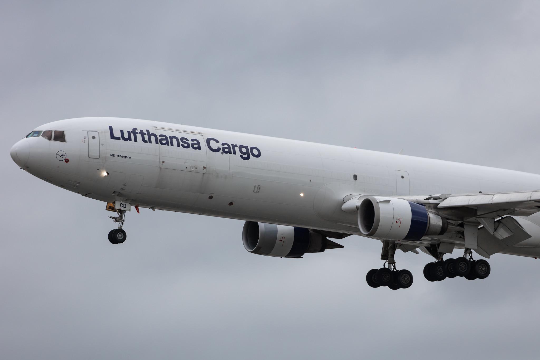 Frankfurt Airport: Lufthansa Cargo (/ GEC) |  McDonnell Douglas MD-11F MD11 | D-ALCD | MSN 48784