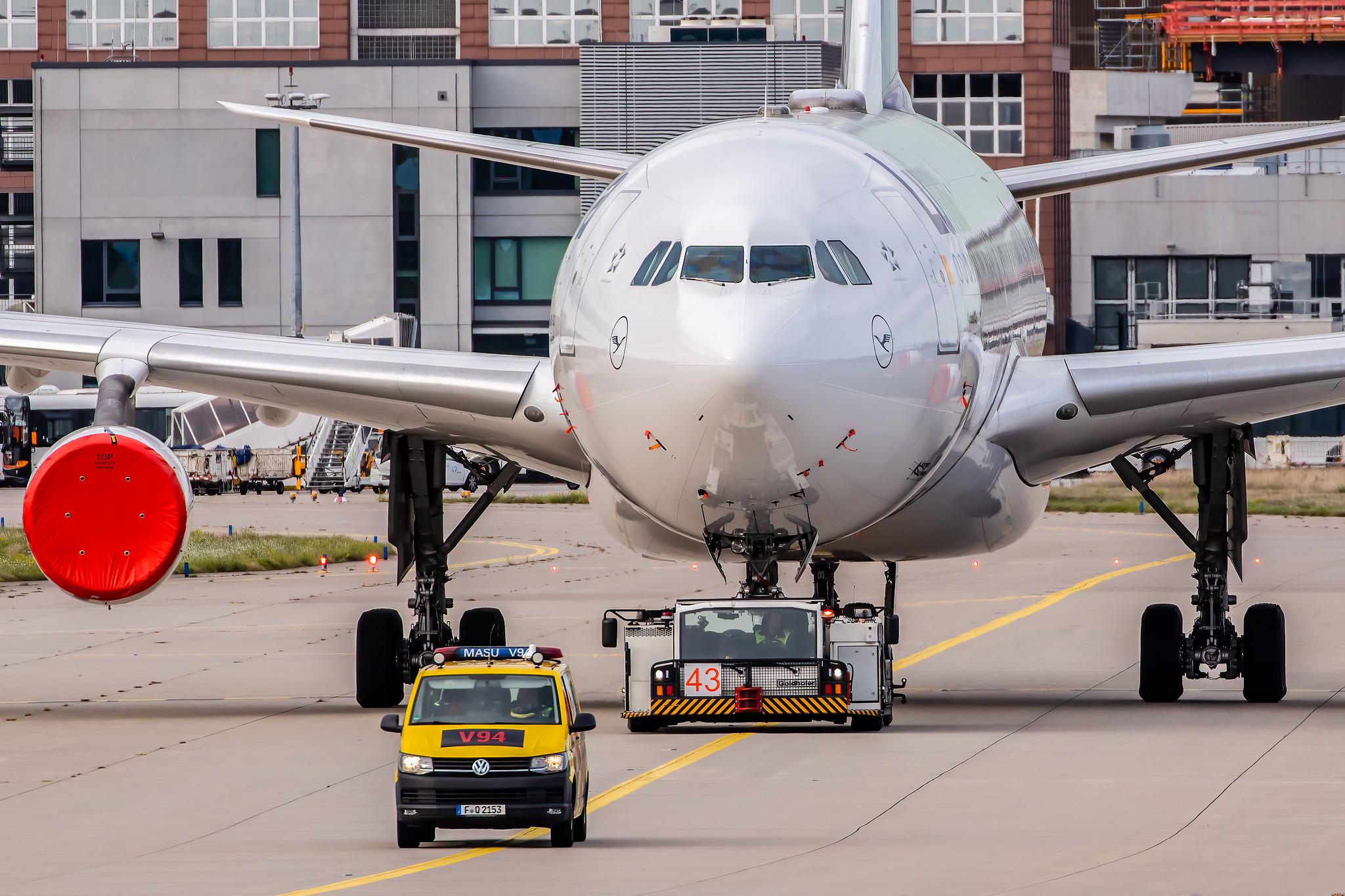 Frankfurt Airport: Lufthansa (LH / DLH) |  Airbus A340-313 A343 | D-AIGT | MSN 0304