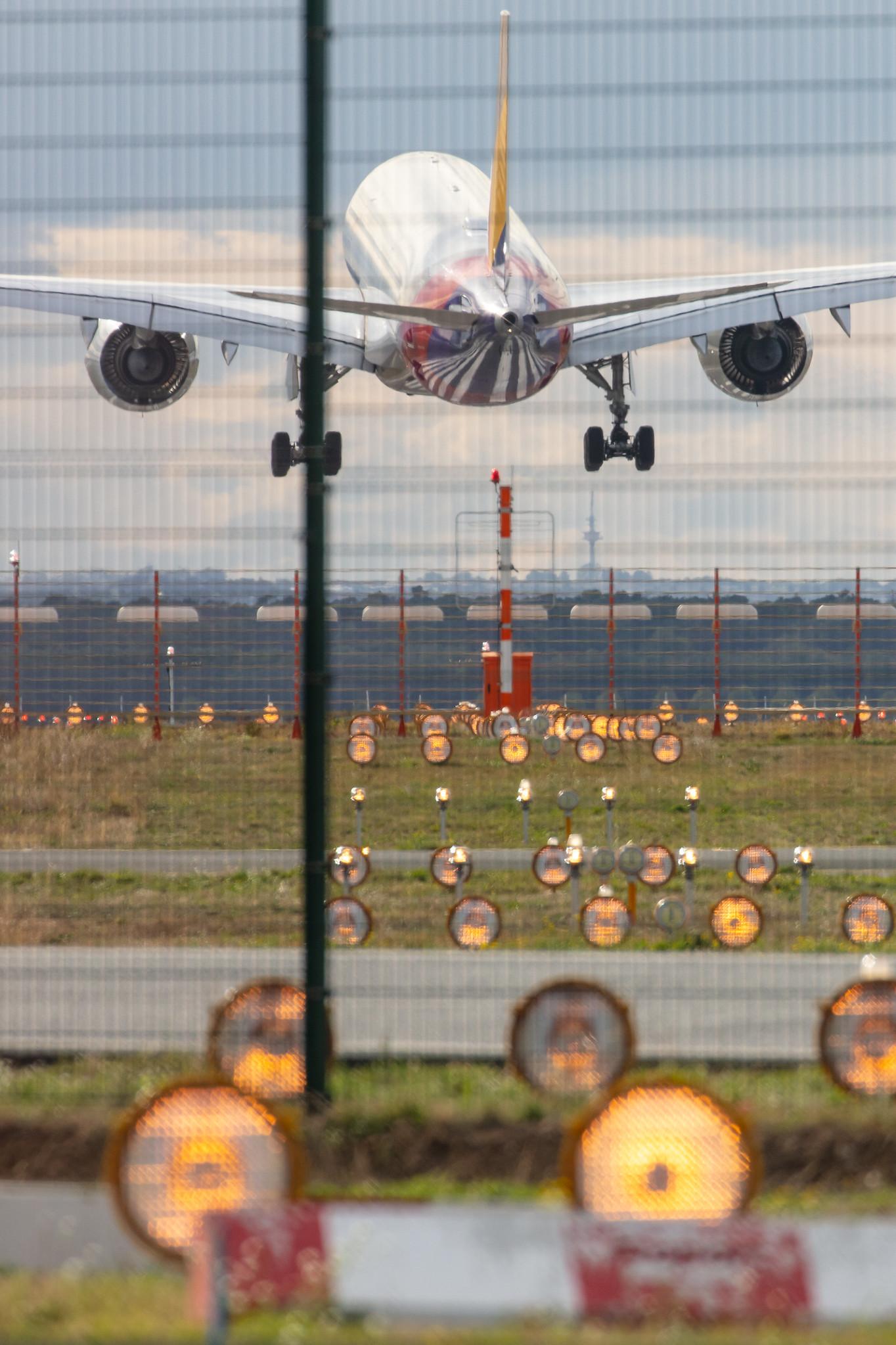 Frankfurt Airport: Asiana Airlines (OZ / AAR) |  Airbus A350-941 A359 | HL7579 | MSN 176